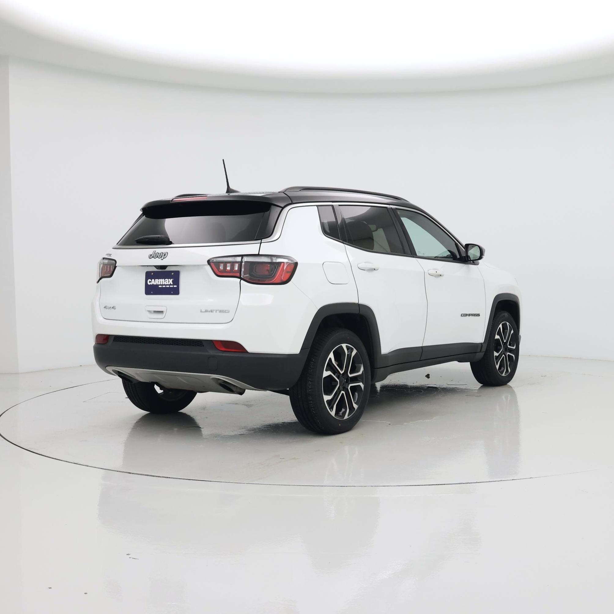 Thumbnail: 2023 Jeep Compass - 8