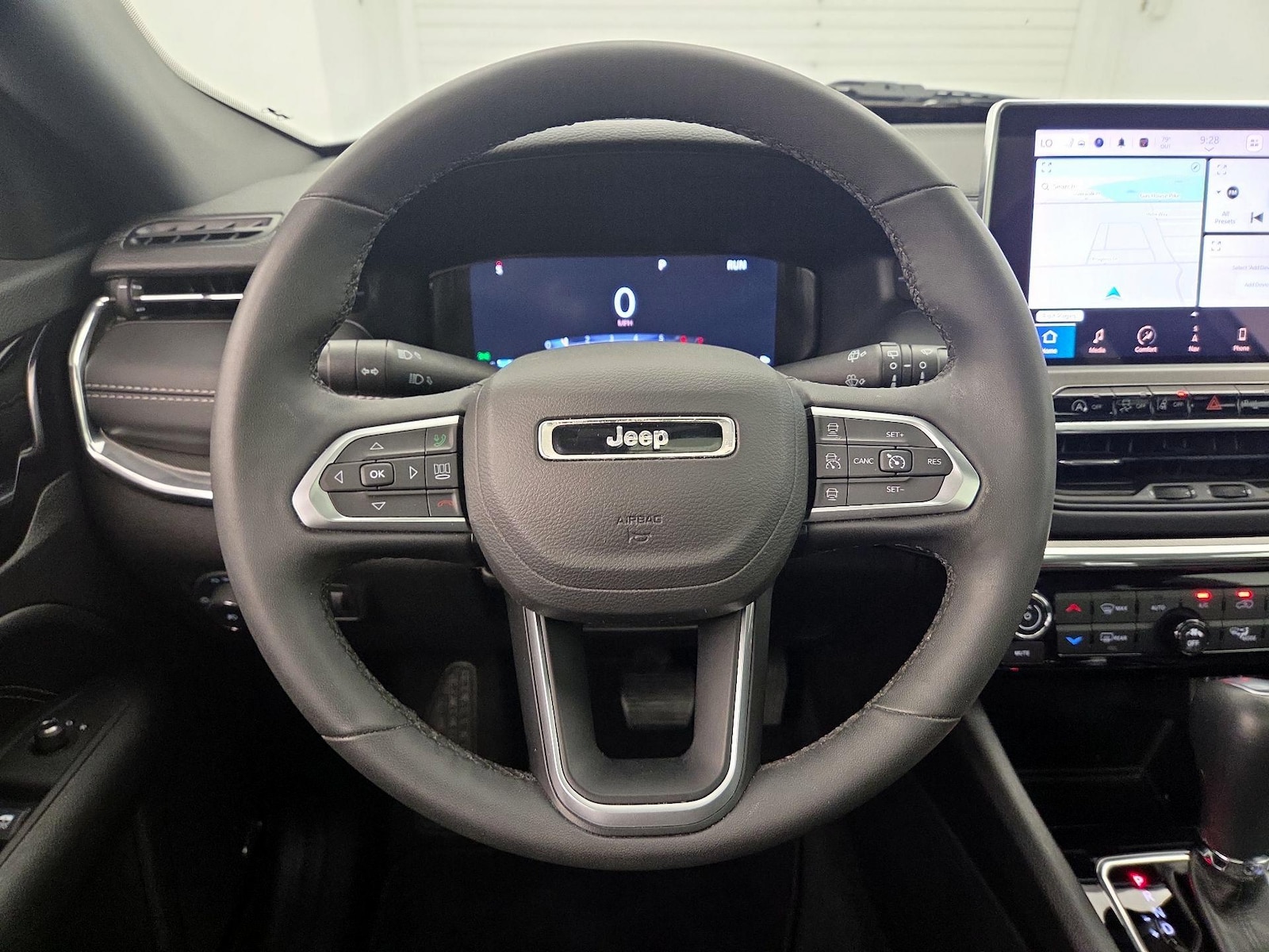 2024 Jeep Compass Limited - Photo 11