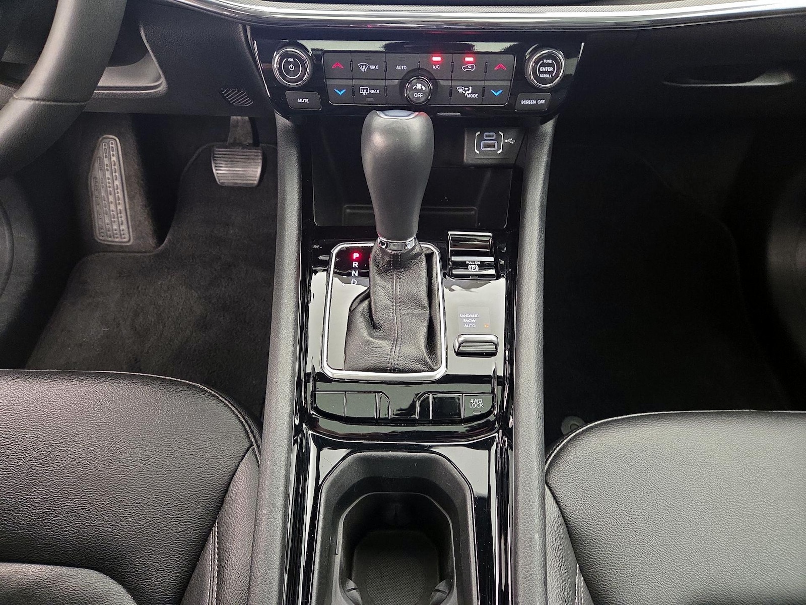 2024 Jeep Compass Limited - Photo 19