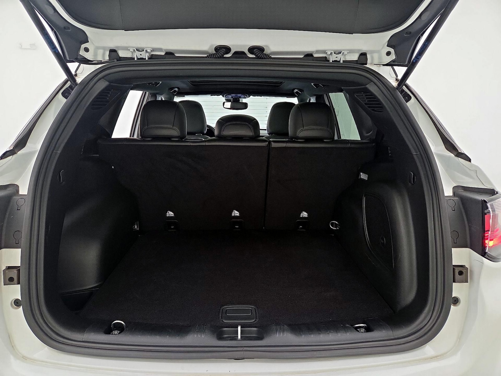 2024 Jeep Compass Limited - Photo 23