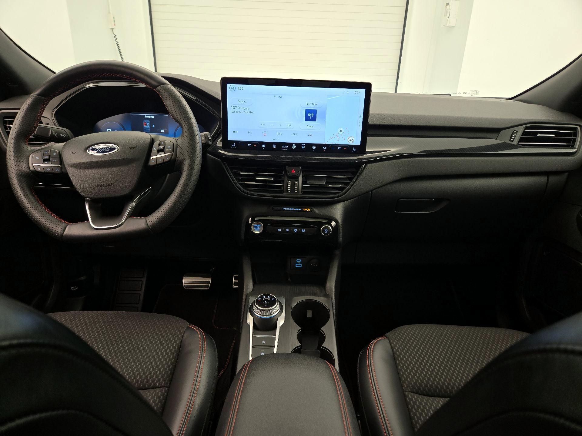 Thumbnail: 2023 Ford Escape - 9