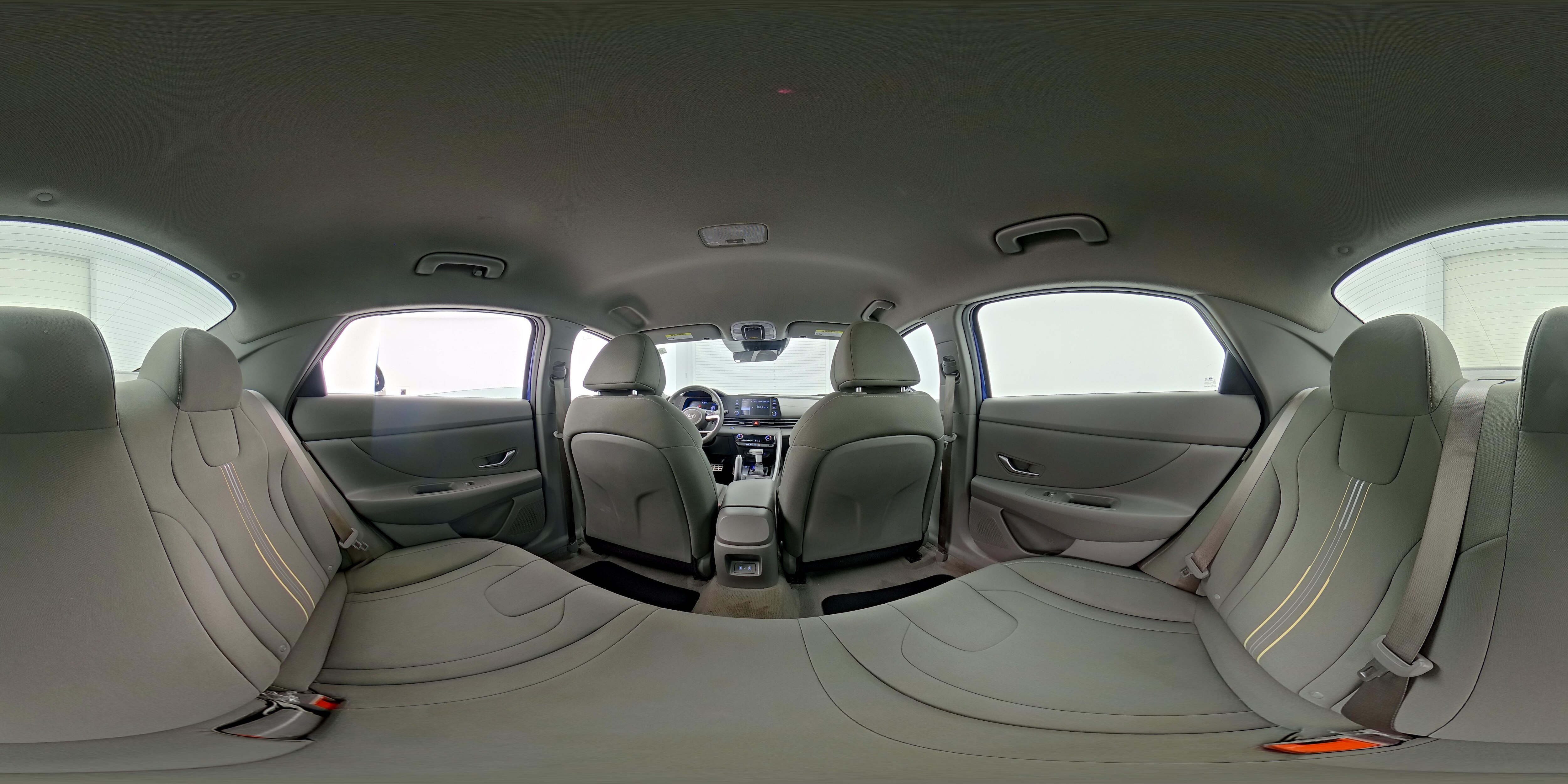 2025 Hyundai Elantra SEL - Photo 26