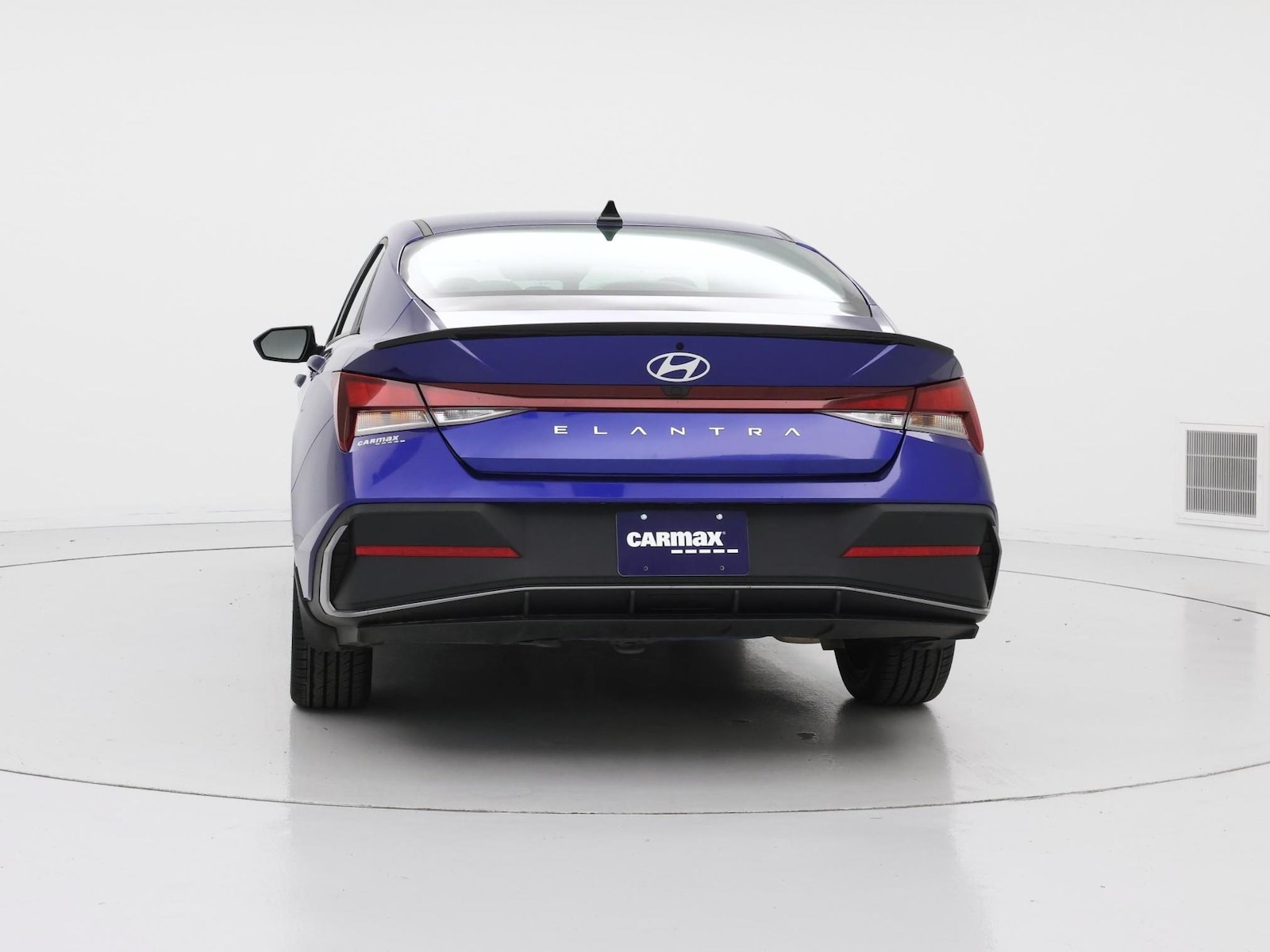 2025 Hyundai Elantra SEL - Photo 7