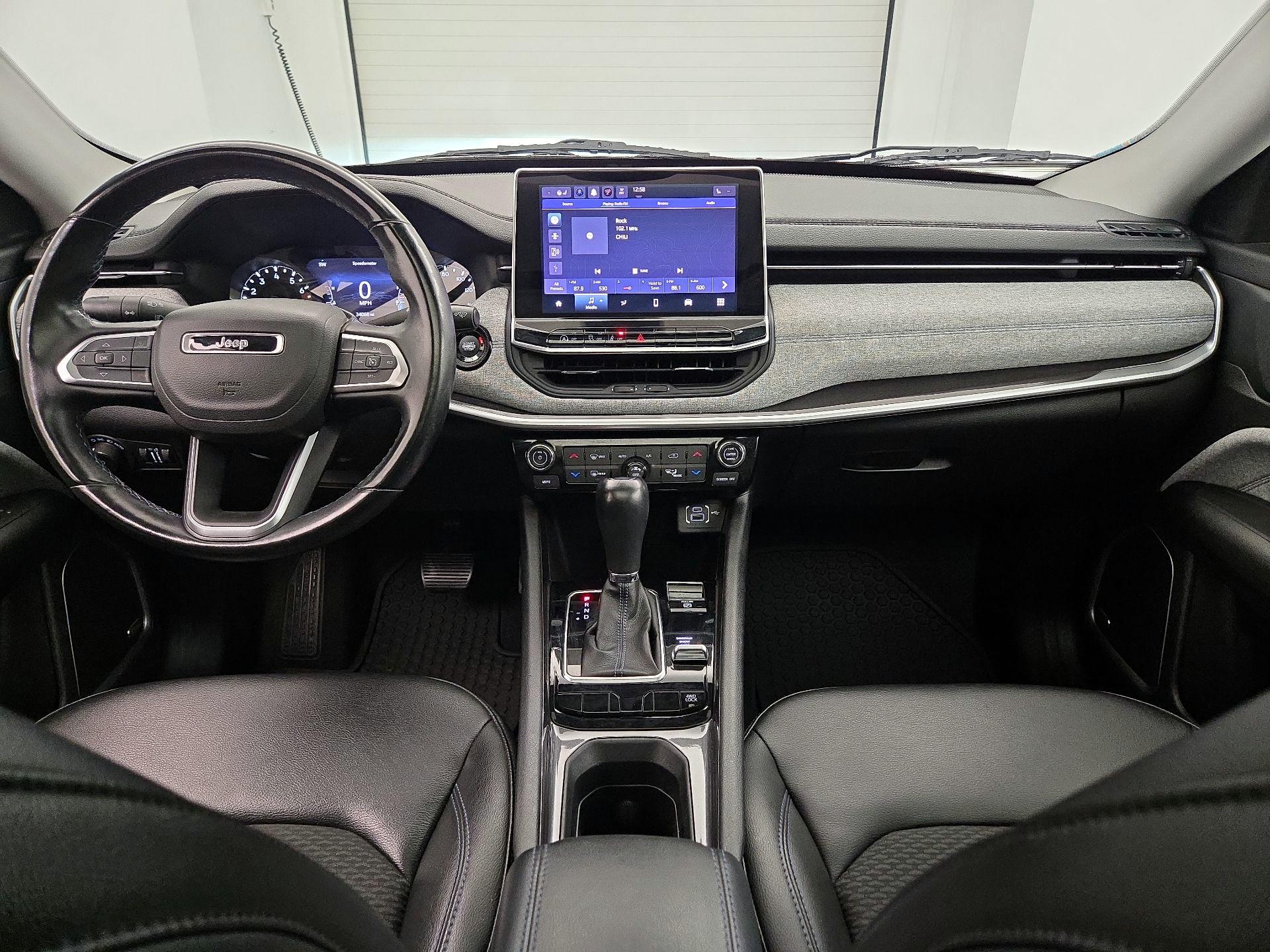 Thumbnail: 2022 Jeep Compass - 9