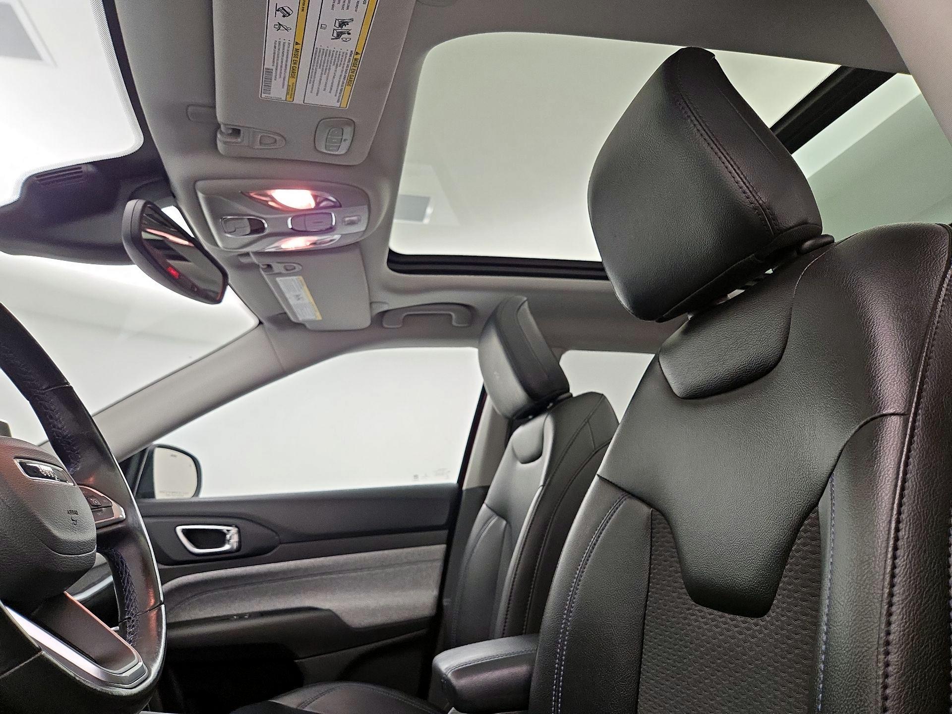 Thumbnail: 2022 Jeep Compass - 19