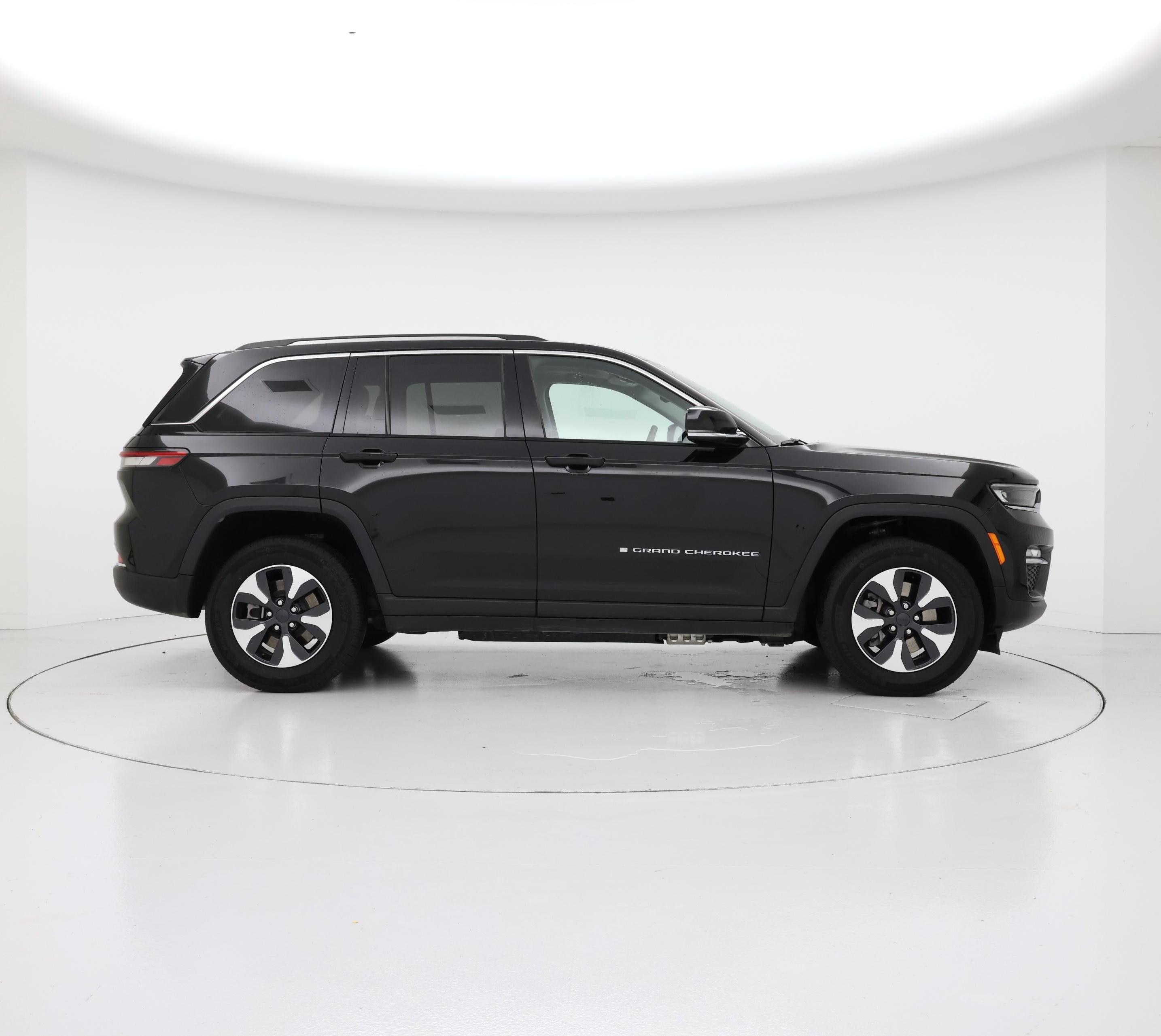 Thumbnail: 2024 Jeep Grand Cherokee - 7