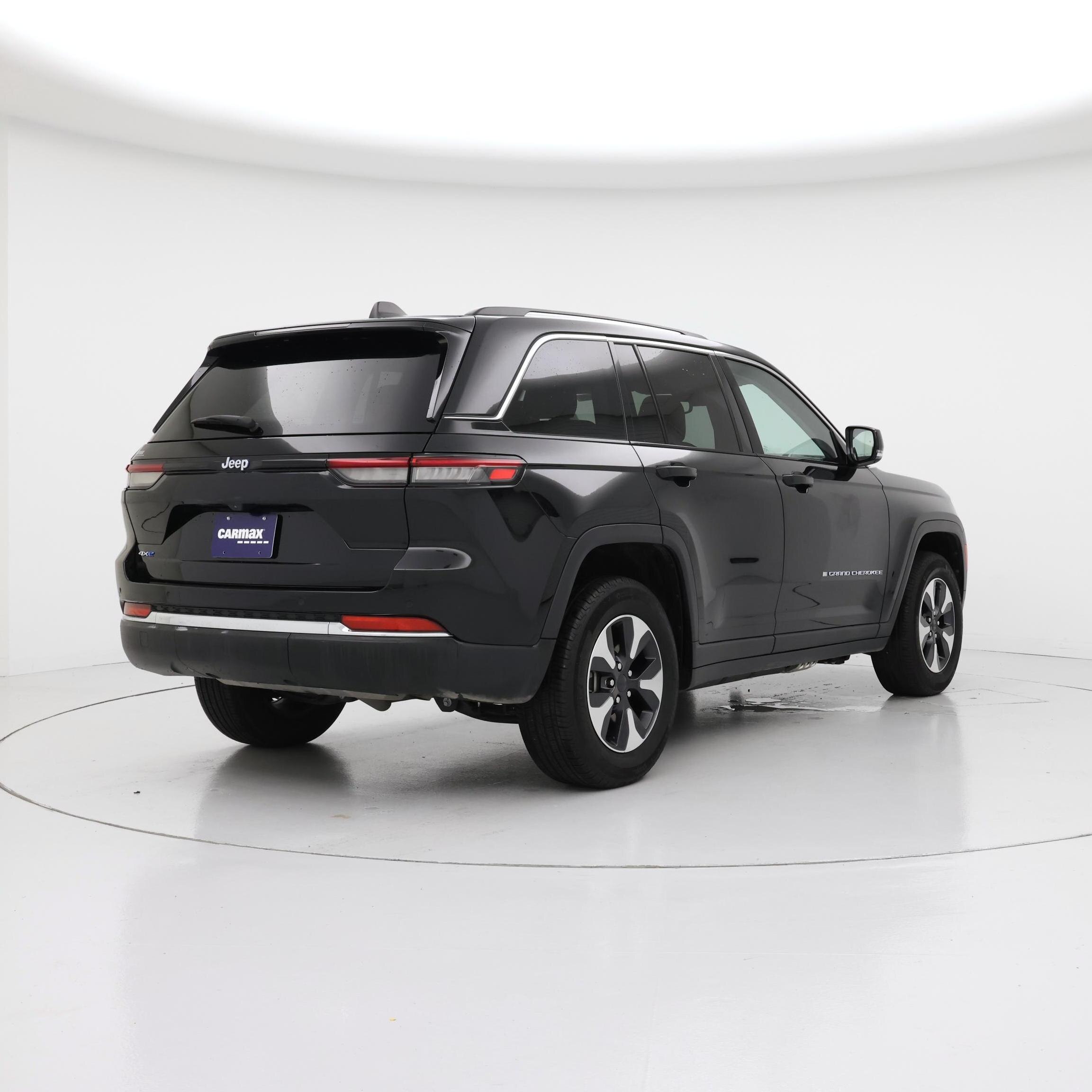 Thumbnail: 2024 Jeep Grand Cherokee - 8