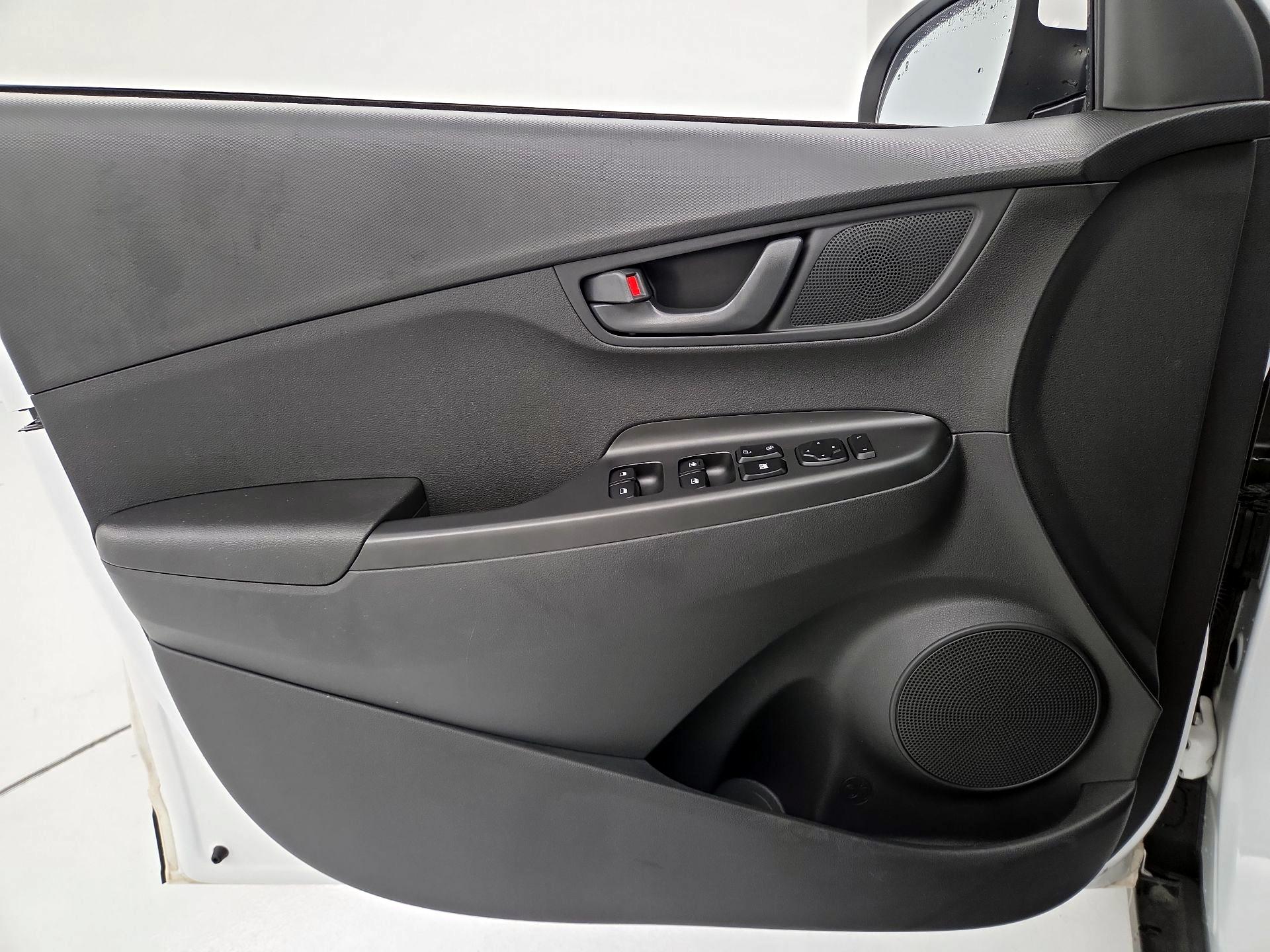 Thumbnail: 2023 Hyundai Kona - 12