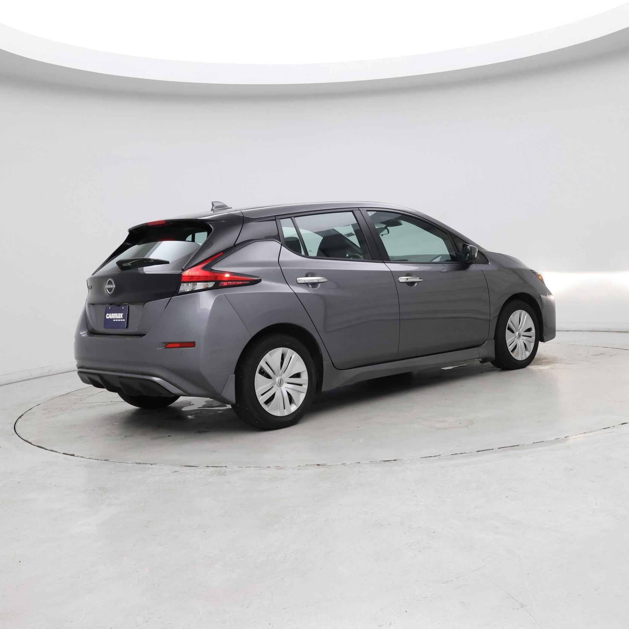 Thumbnail: 2023 Nissan Leaf - 6