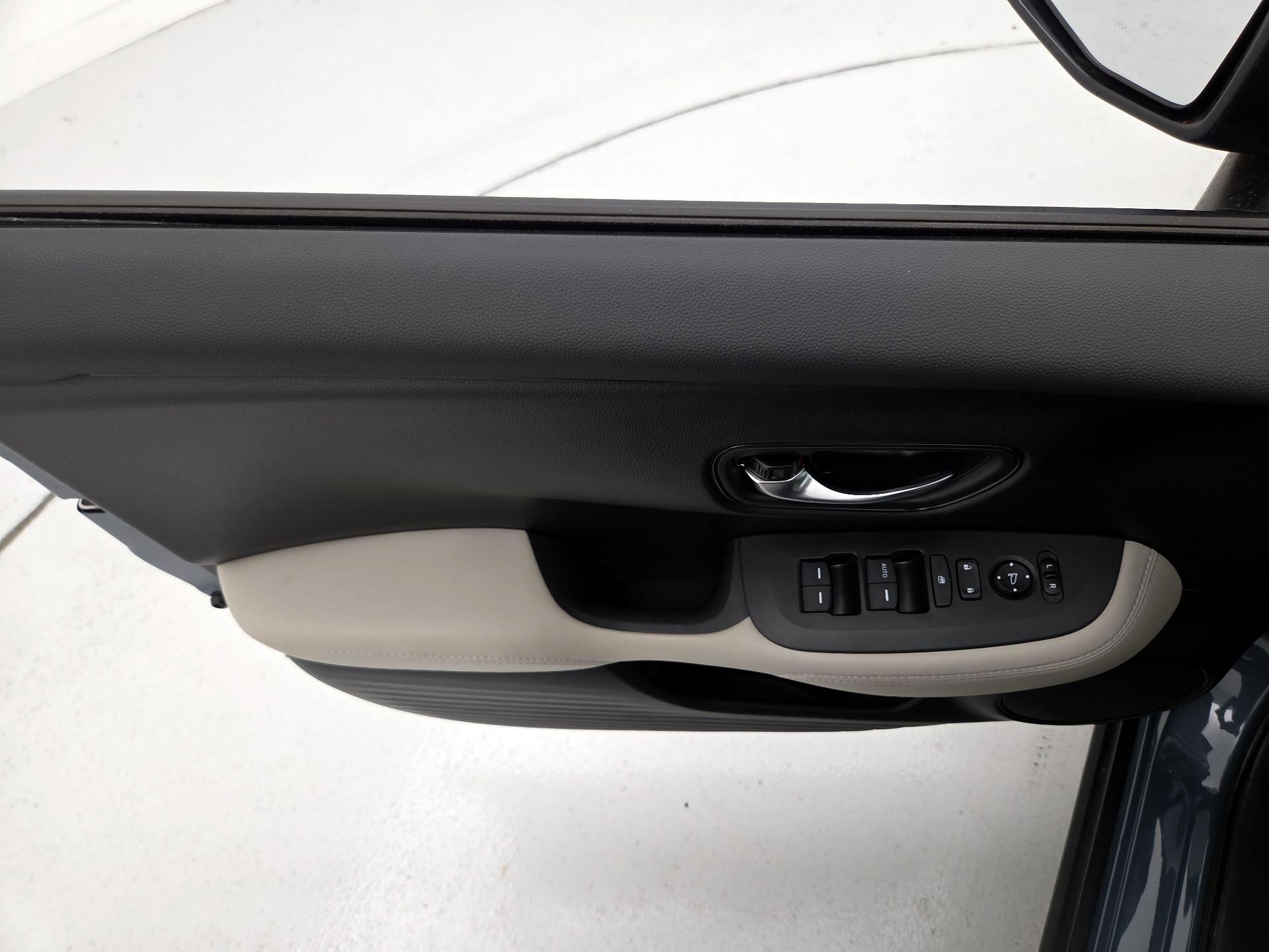 Thumbnail: 2026 Honda HR-V - 12