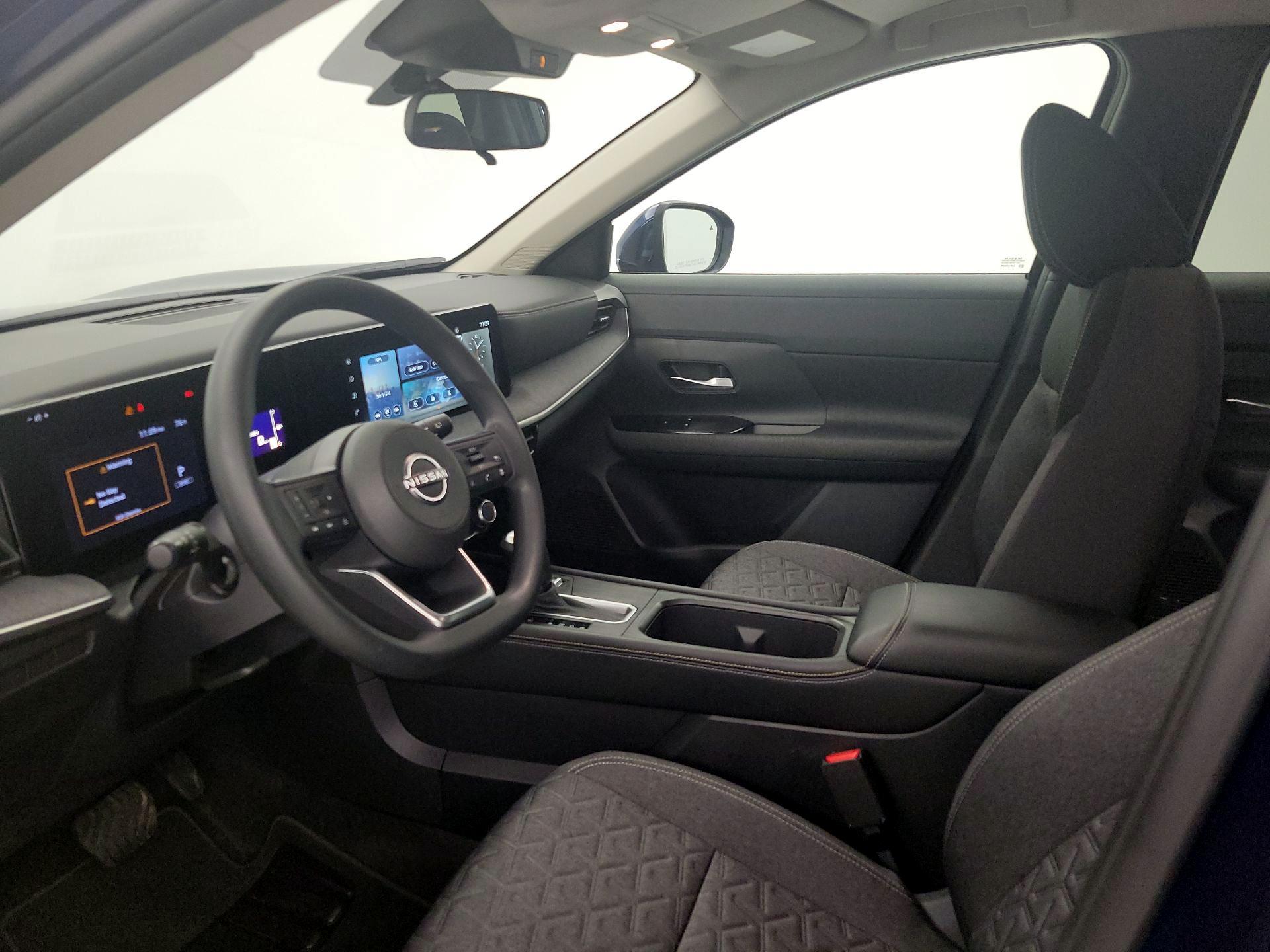 Thumbnail: 2025 Nissan Kicks - 11