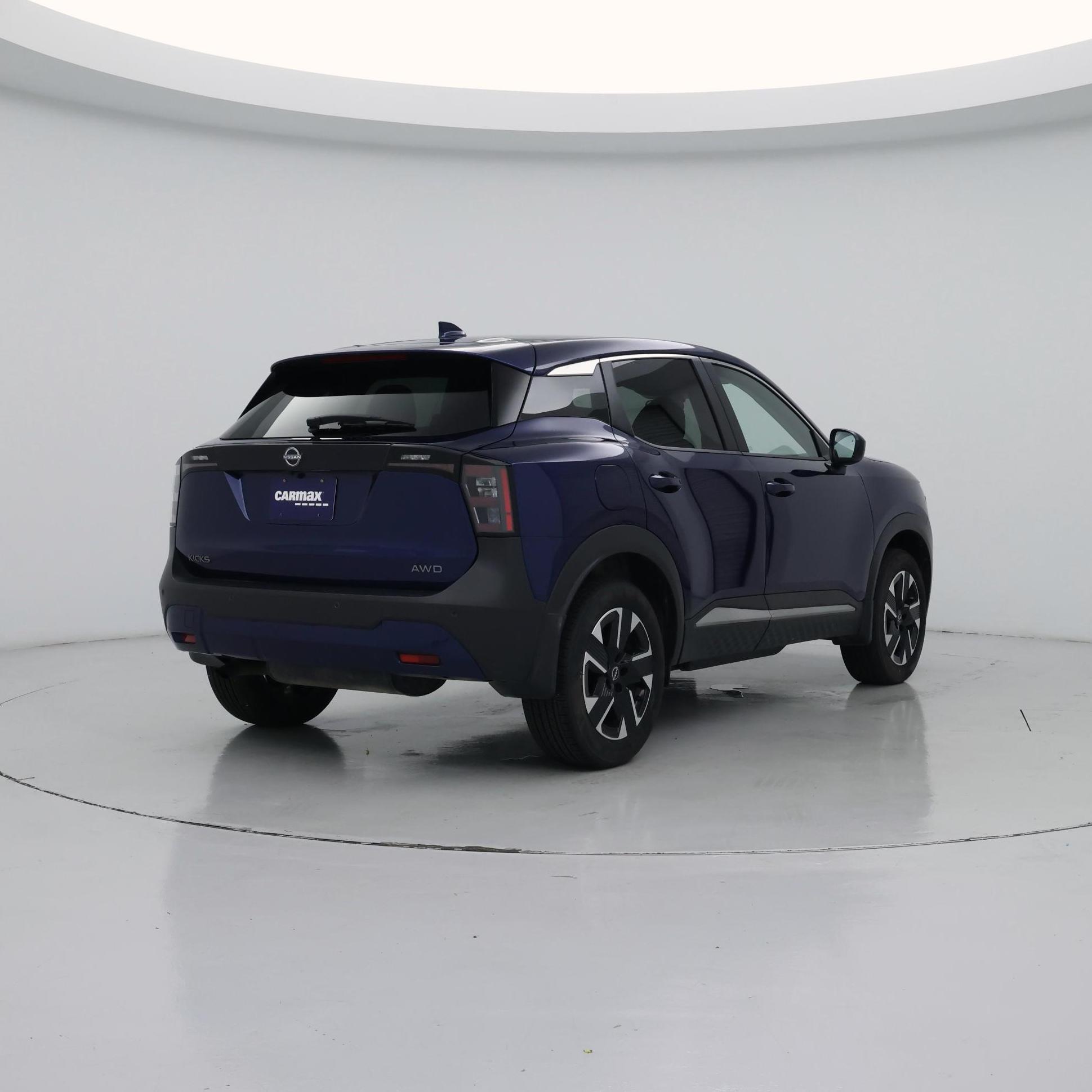 Thumbnail: 2025 Nissan Kicks - 8