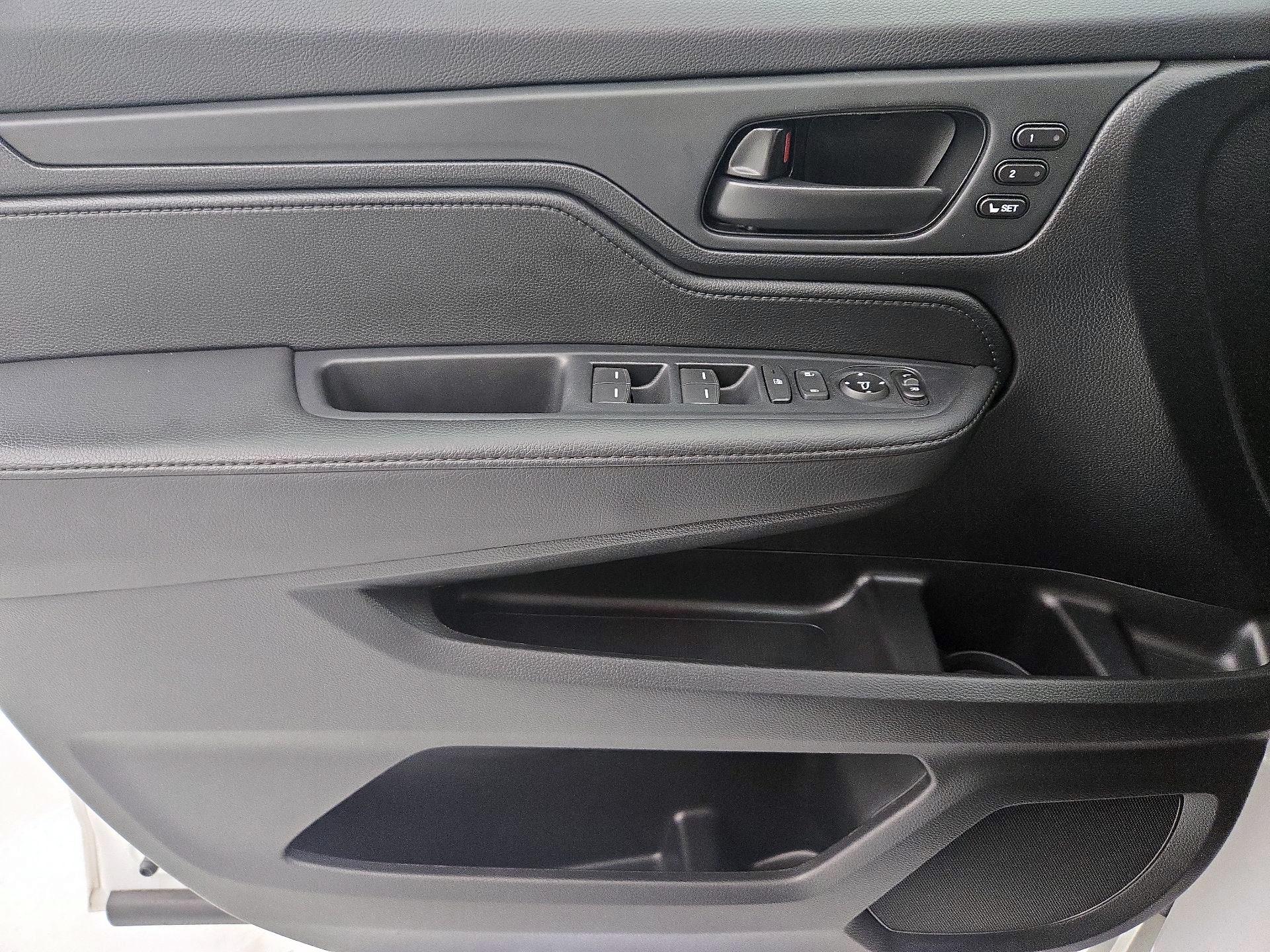 Thumbnail: 2025 Honda Odyssey - 12