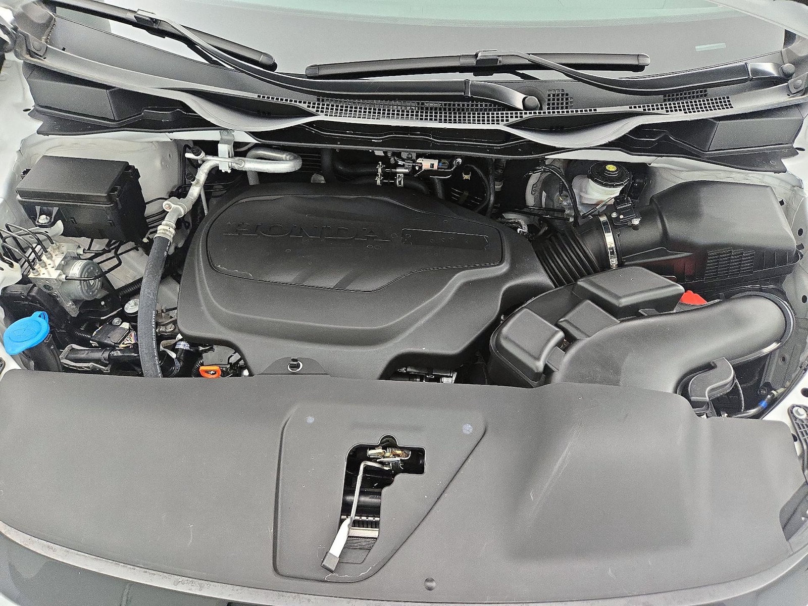 2025 Honda Odyssey Sport L - Photo 24