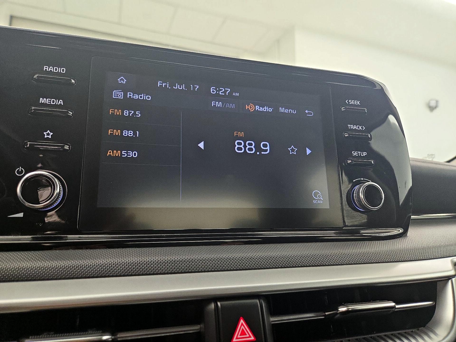 Thumbnail: 2023 Kia K5 - 15