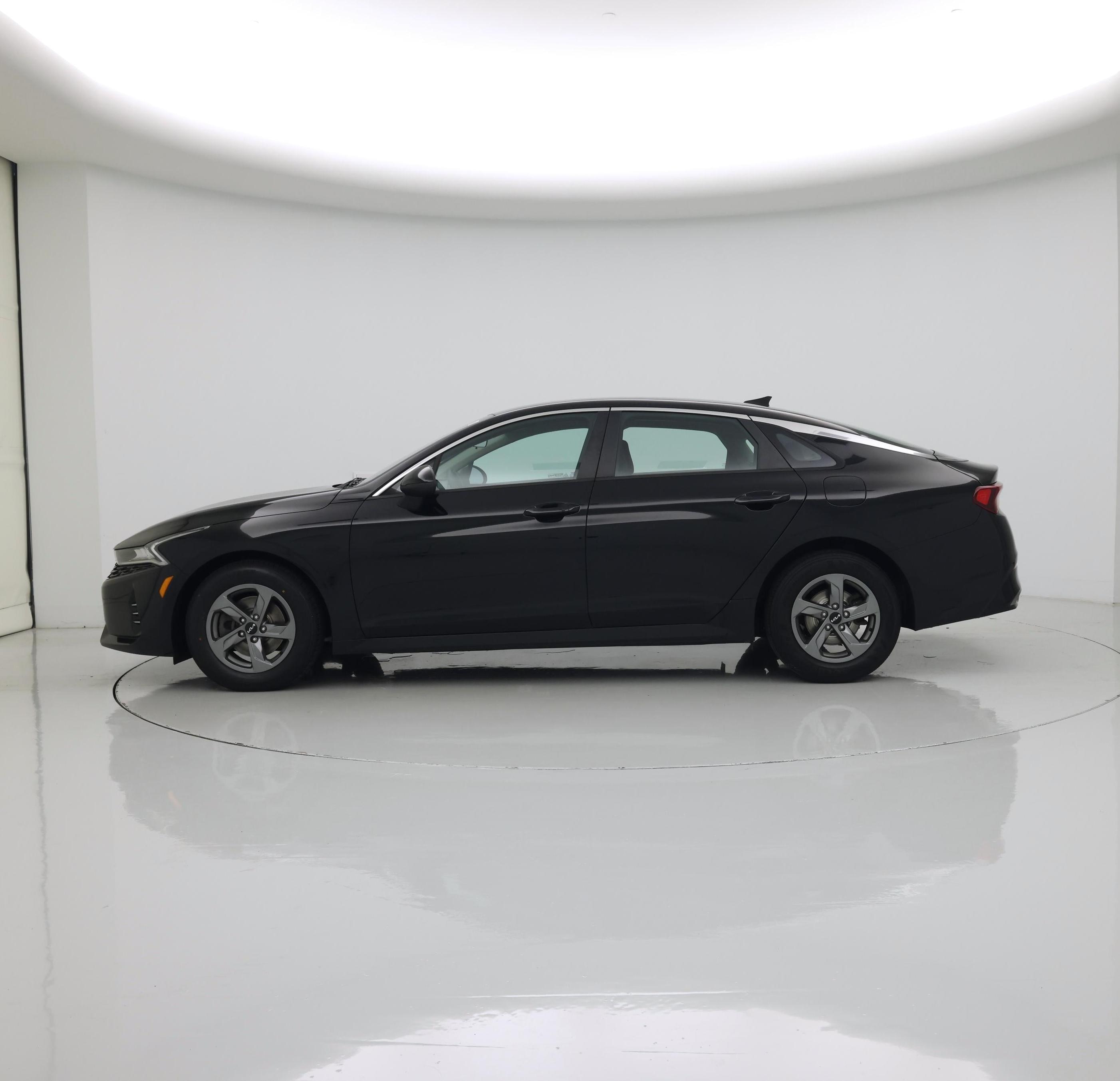 Thumbnail: 2023 Kia K5 - 3