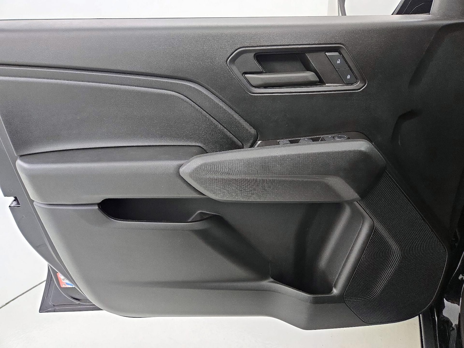 2024 Chevrolet Colorado Work Truck - Photo 13