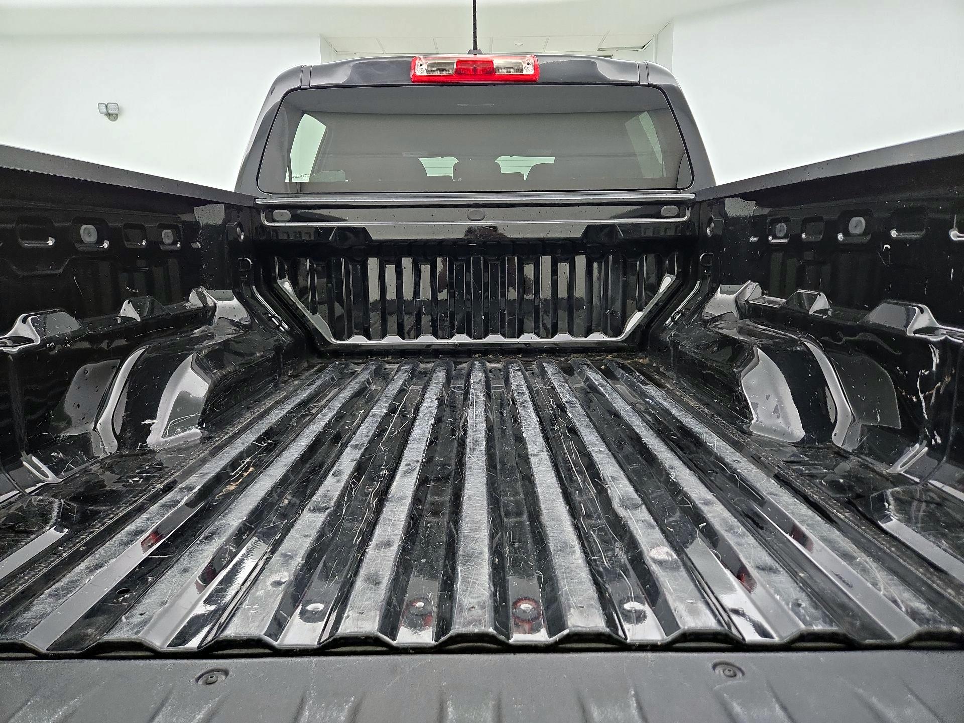 Thumbnail: 2024 Chevrolet Colorado - 20