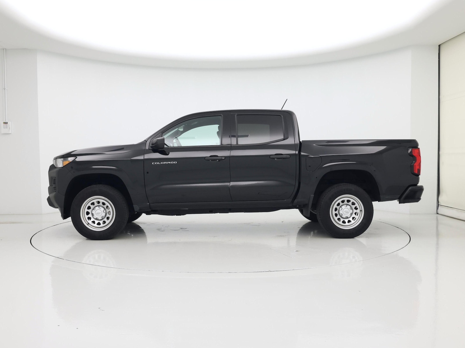 2024 Chevrolet Colorado Work Truck - Photo 4