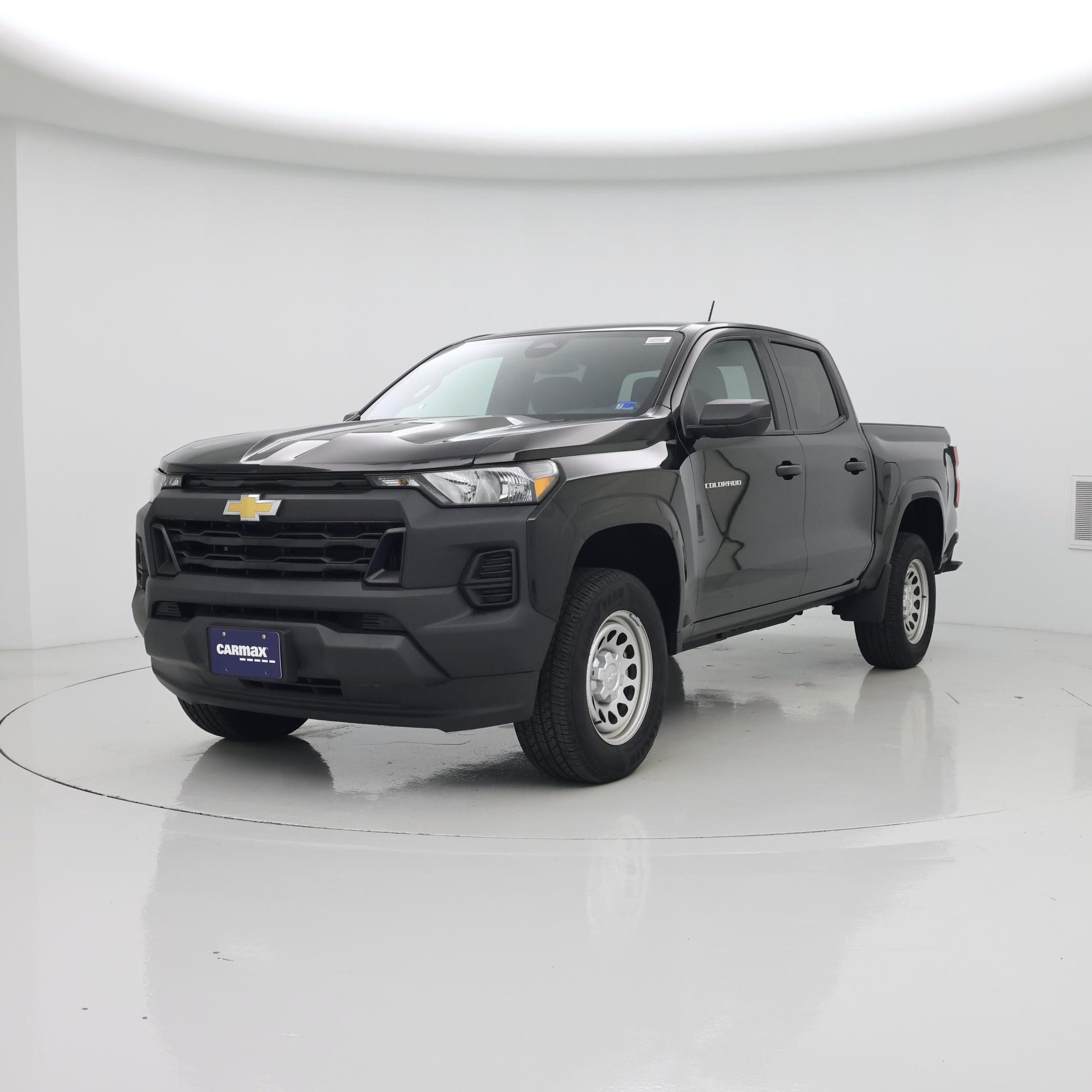 Thumbnail: 2024 Chevrolet Colorado - 4