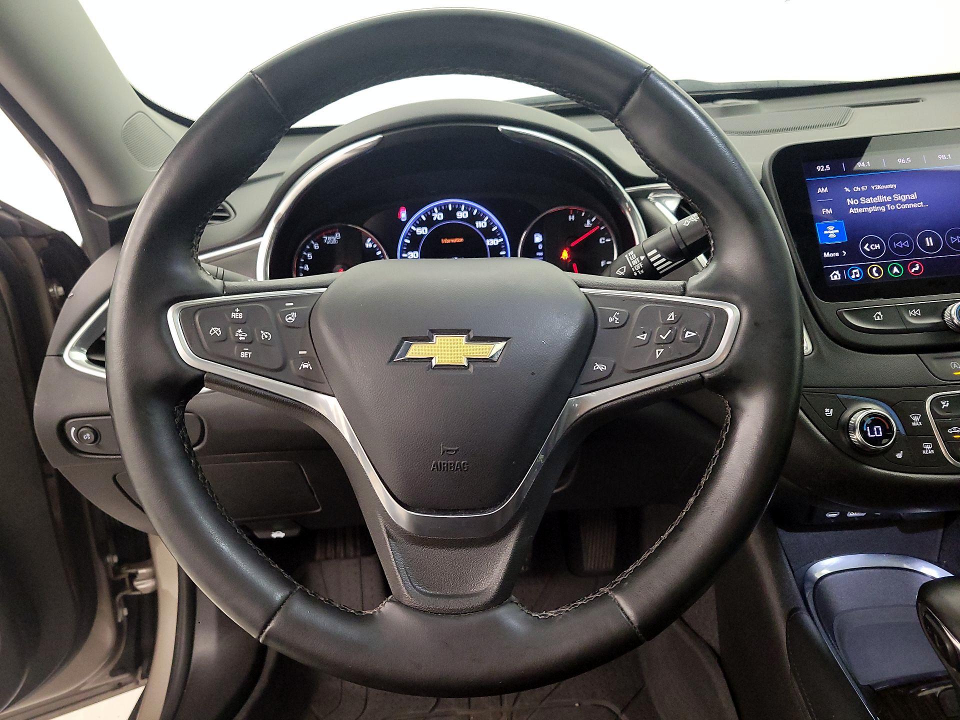 Thumbnail: 2023 Chevrolet Malibu - 10