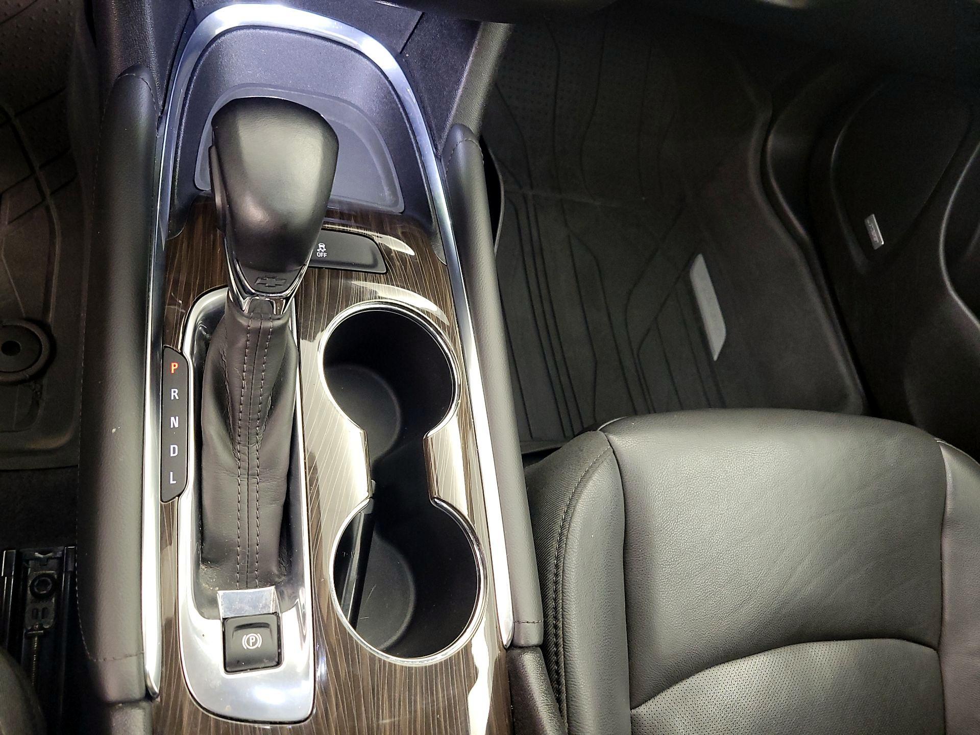 Thumbnail: 2023 Chevrolet Malibu - 17