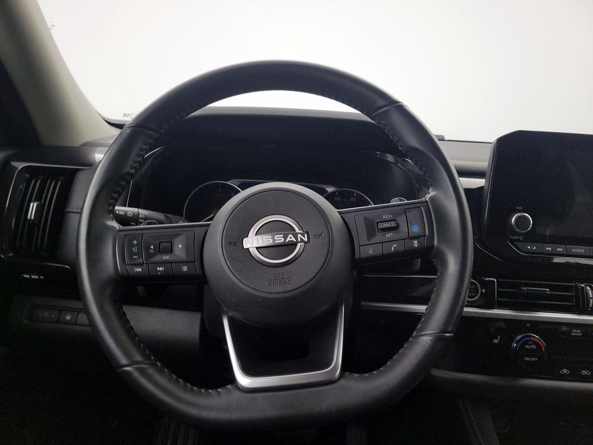 Thumbnail: 2024 Nissan Pathfinder - 10