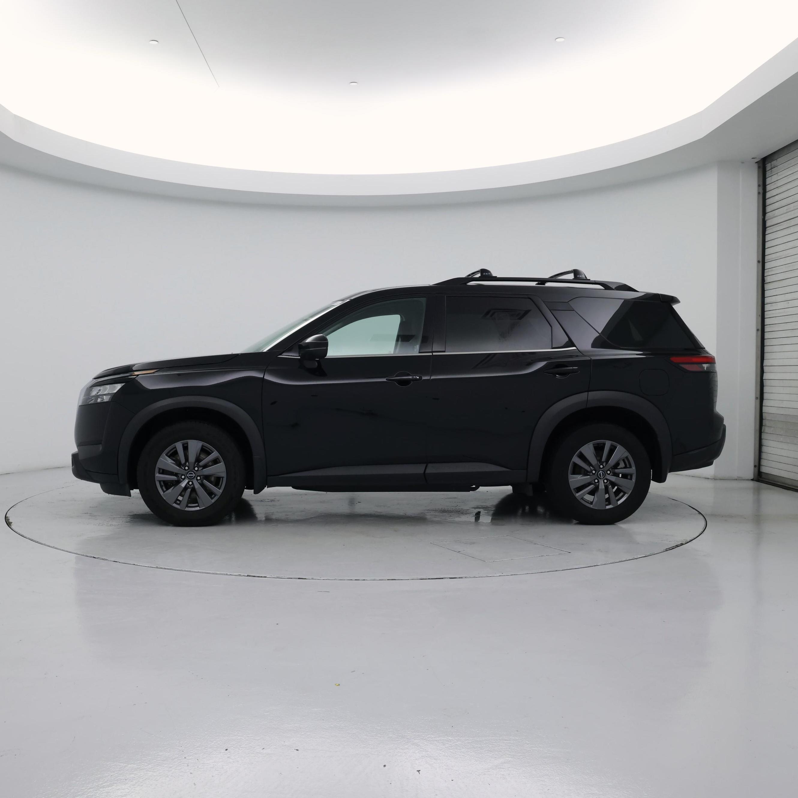 Thumbnail: 2024 Nissan Pathfinder - 3