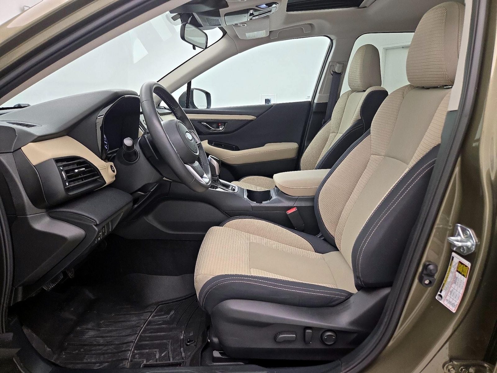 2024 Subaru Outback Premium - Photo 12
