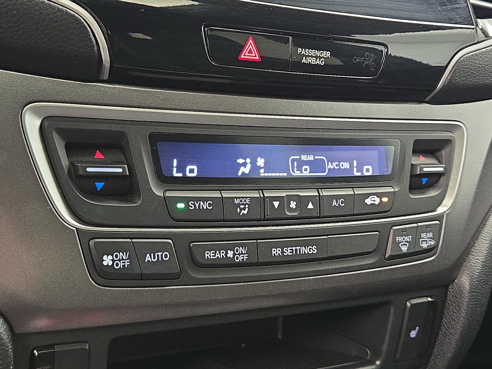 2024 Honda Passport EX-L - Photo 17