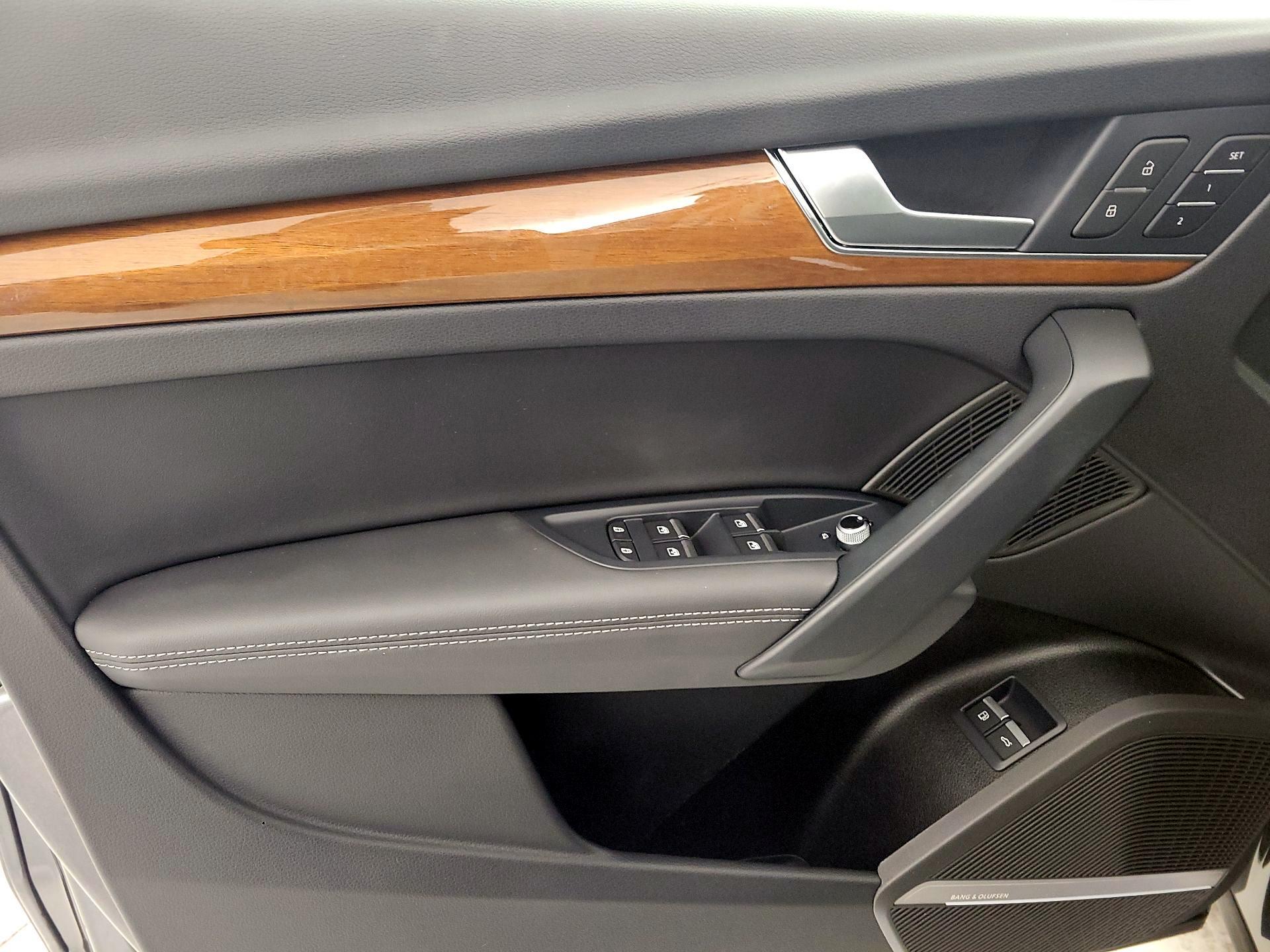 Thumbnail: 2024 Audi Q5 - 12