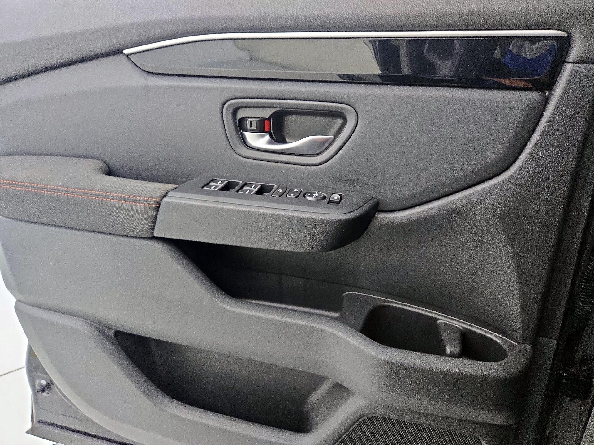 Thumbnail: 2025 Honda Pilot - 12