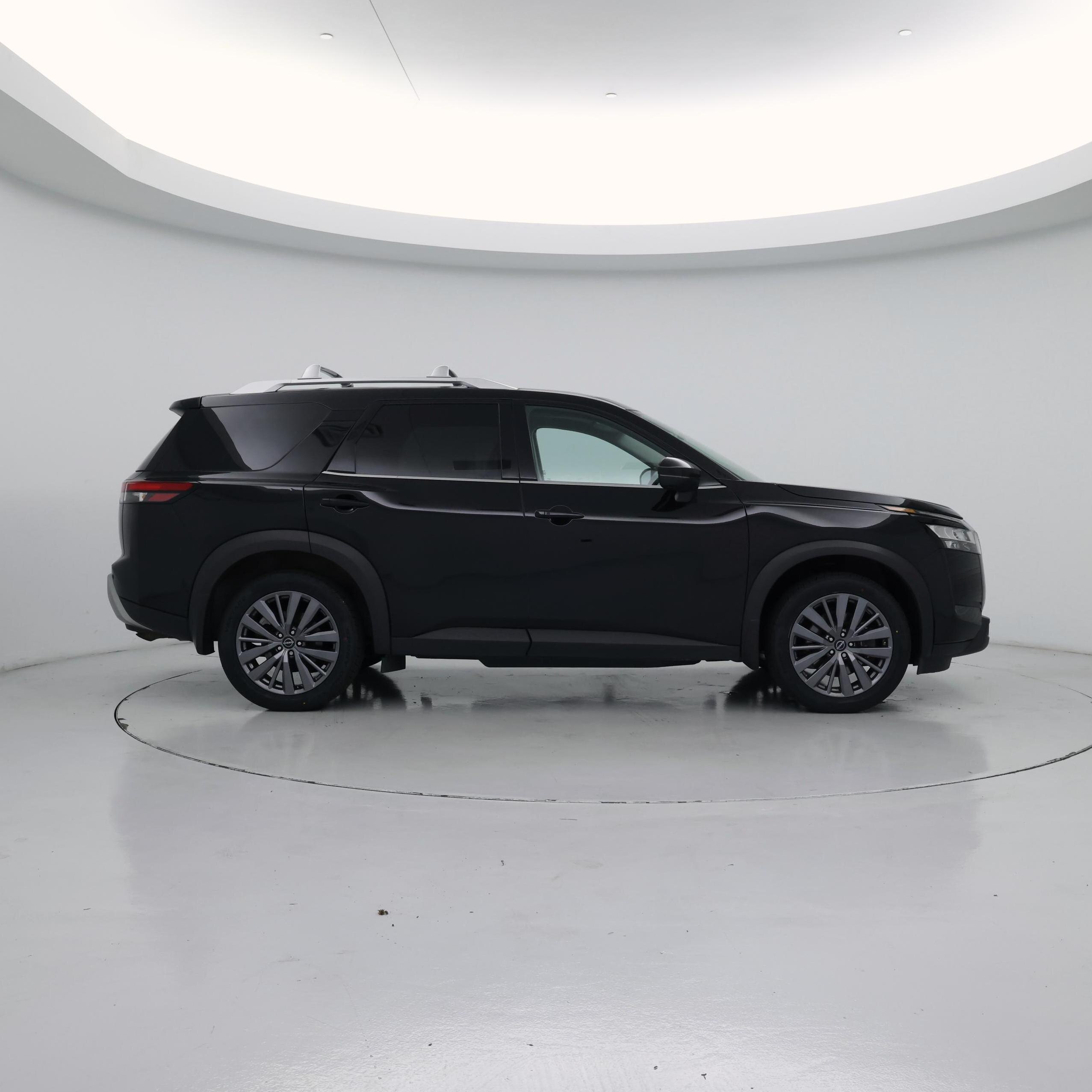 Thumbnail: 2023 Nissan Pathfinder - 7