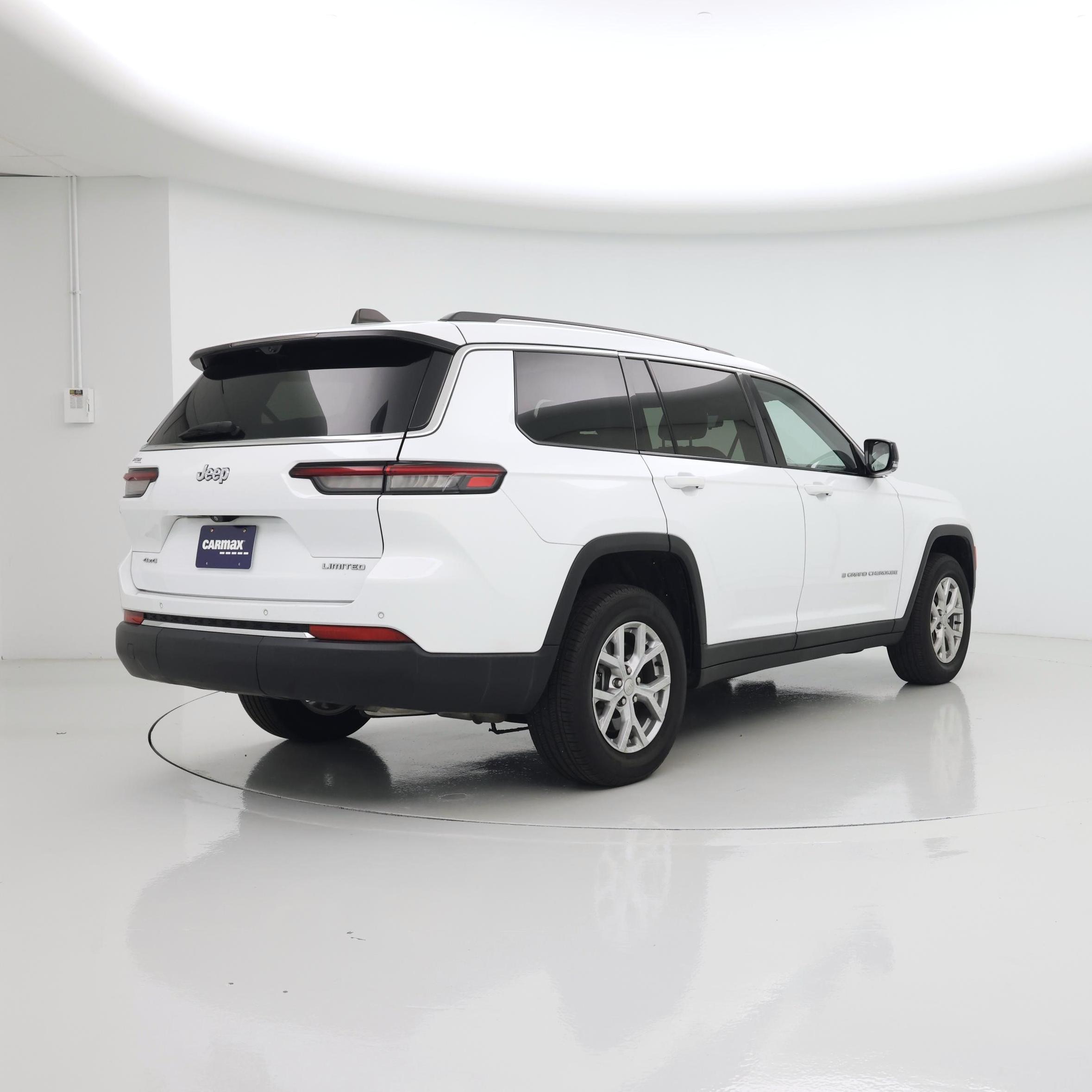 Thumbnail: 2023 Jeep Grand Cherokee L - 8