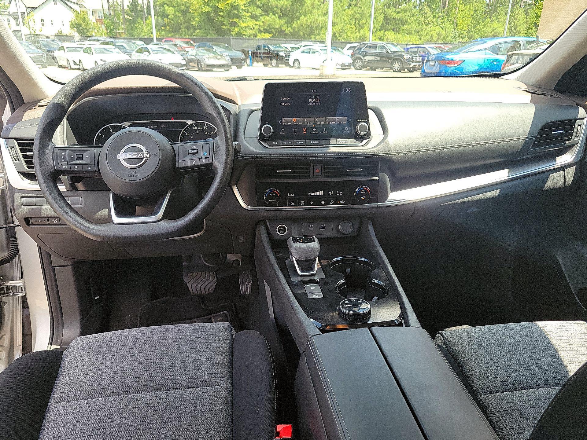 Thumbnail: 2023 Nissan Rogue - 8