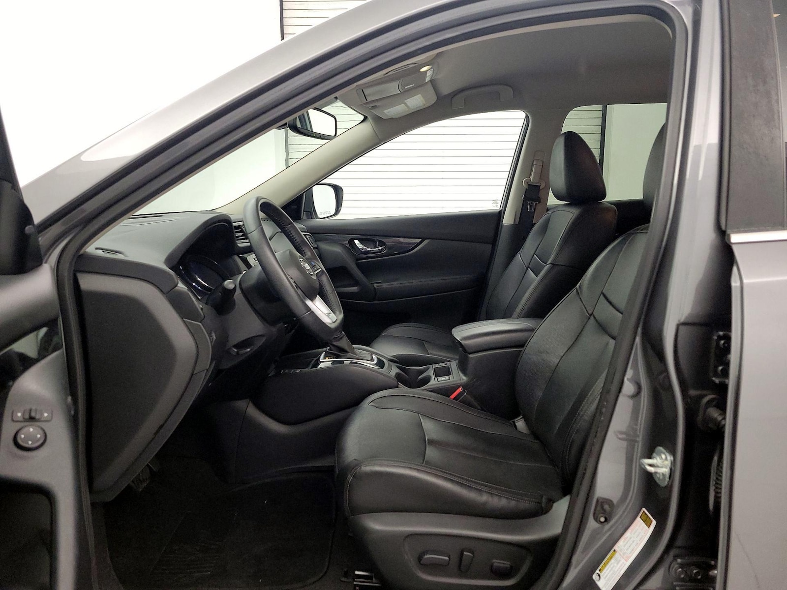 2020 Nissan Rogue SL - Photo 12
