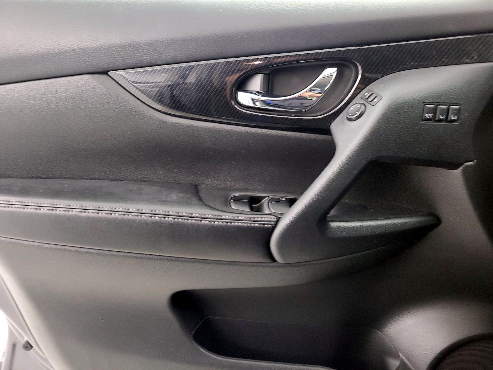 2020 Nissan Rogue SL - Photo 13