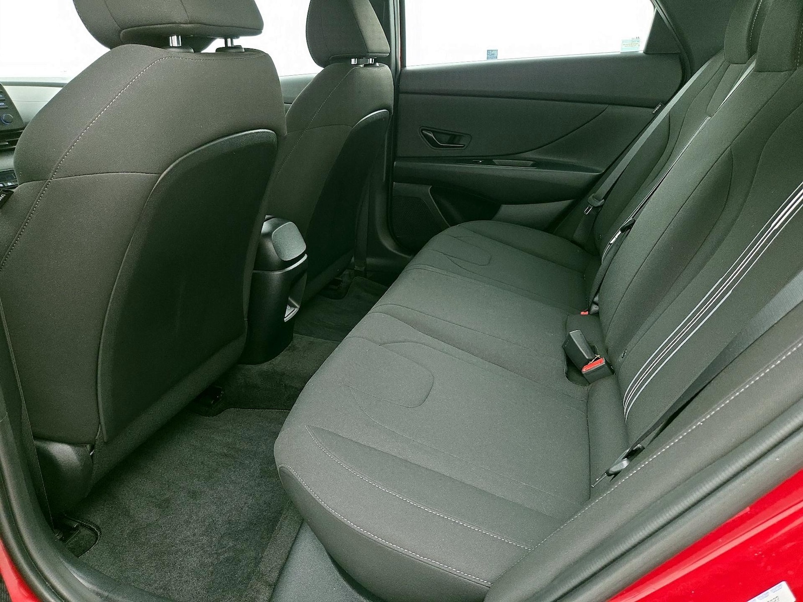 2025 Hyundai Elantra SEL - Photo 20