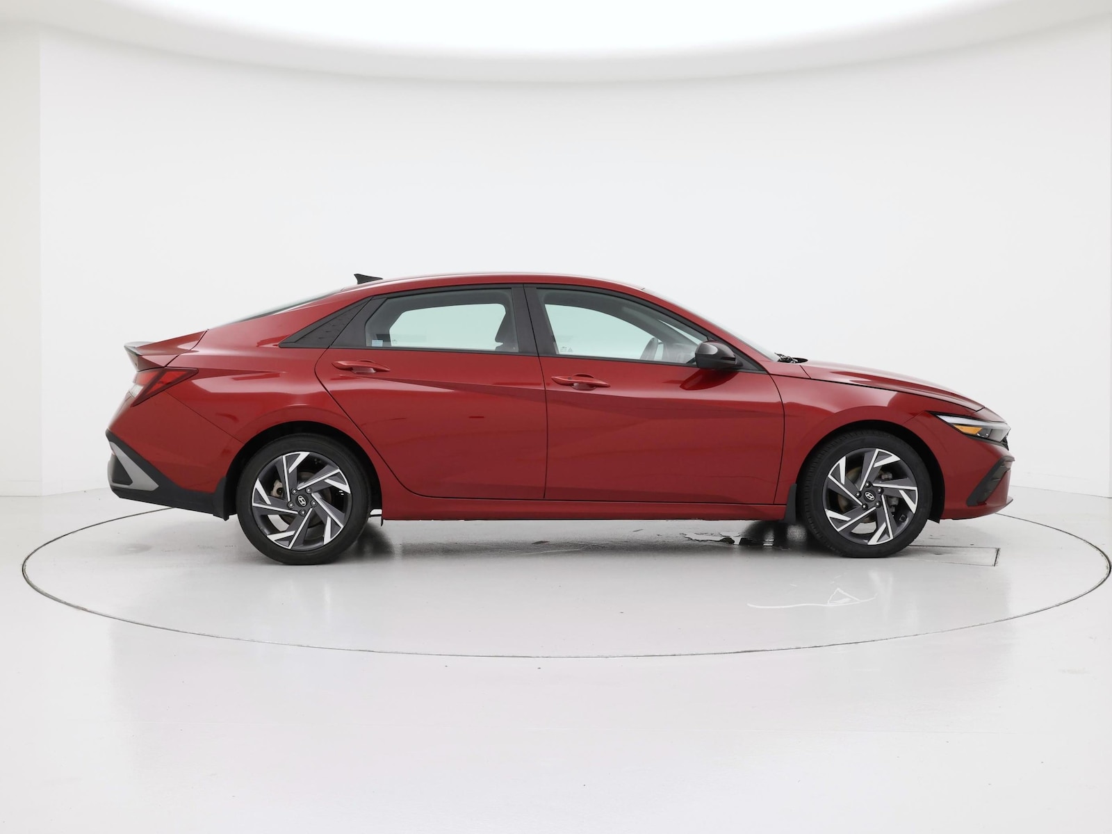 2025 Hyundai Elantra SEL - Photo 8
