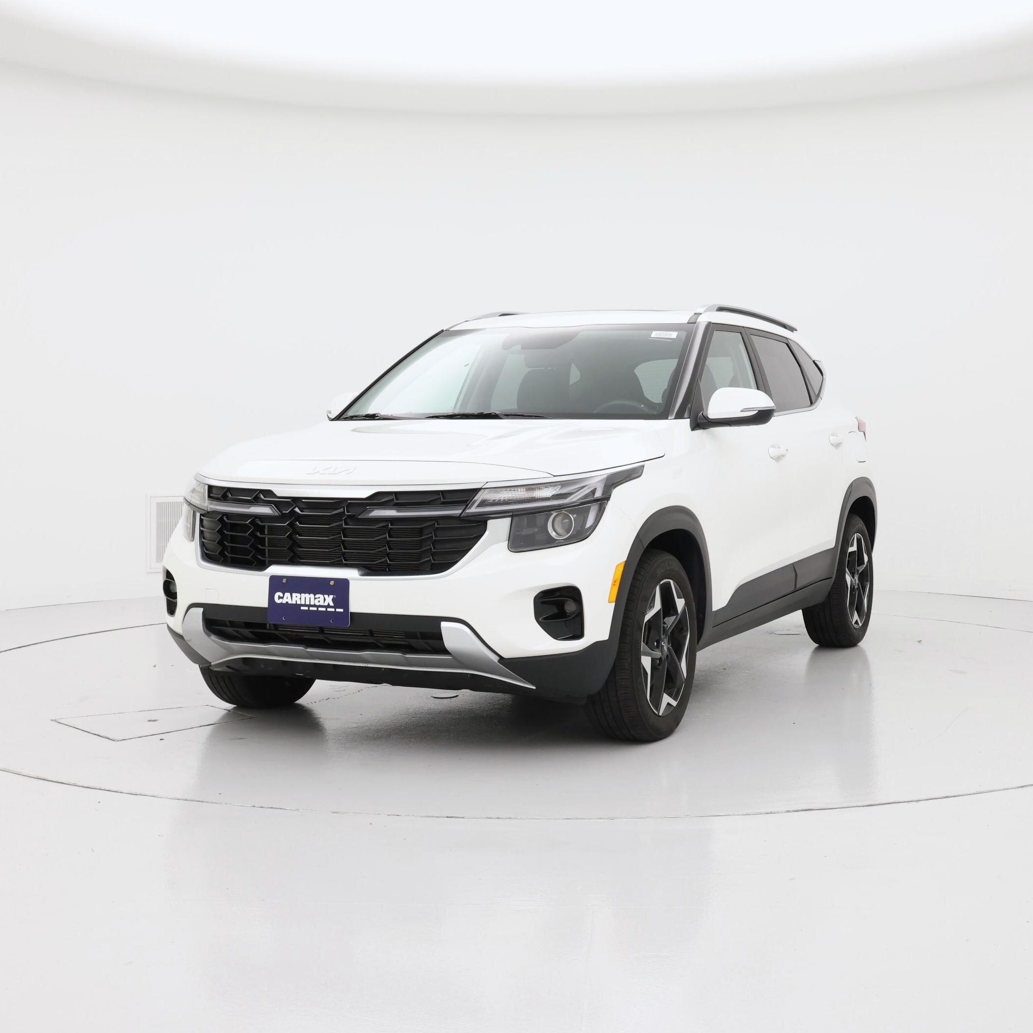 Thumbnail: 2024 Kia Seltos - 4