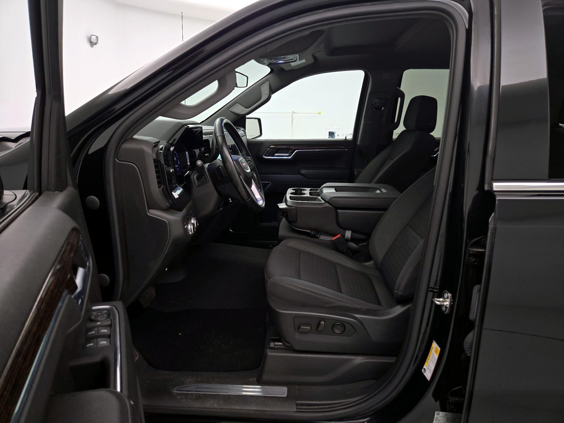 Thumbnail: 2023 GMC Sierra 1500 - 11