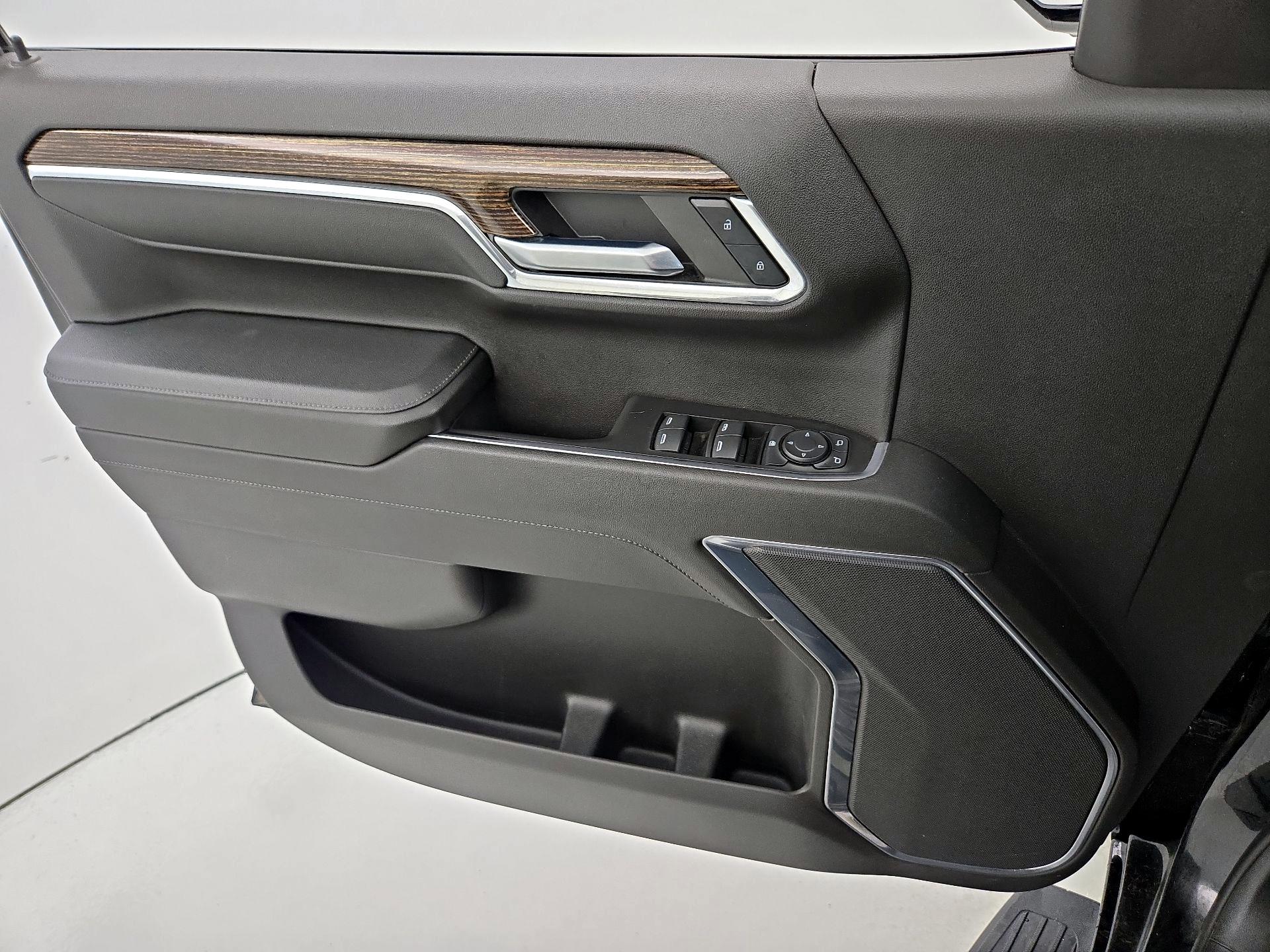 Thumbnail: 2023 GMC Sierra 1500 - 12