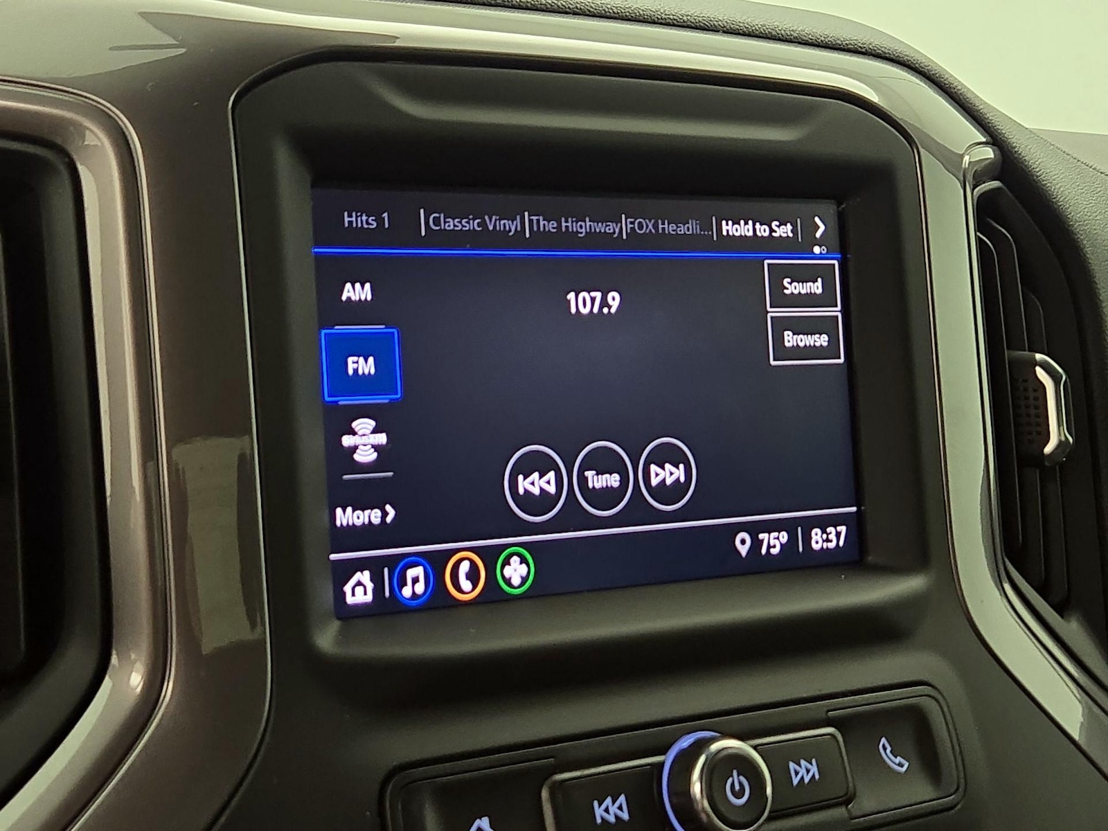 2023 Chevrolet Silverado 1500 Custom - Photo 16