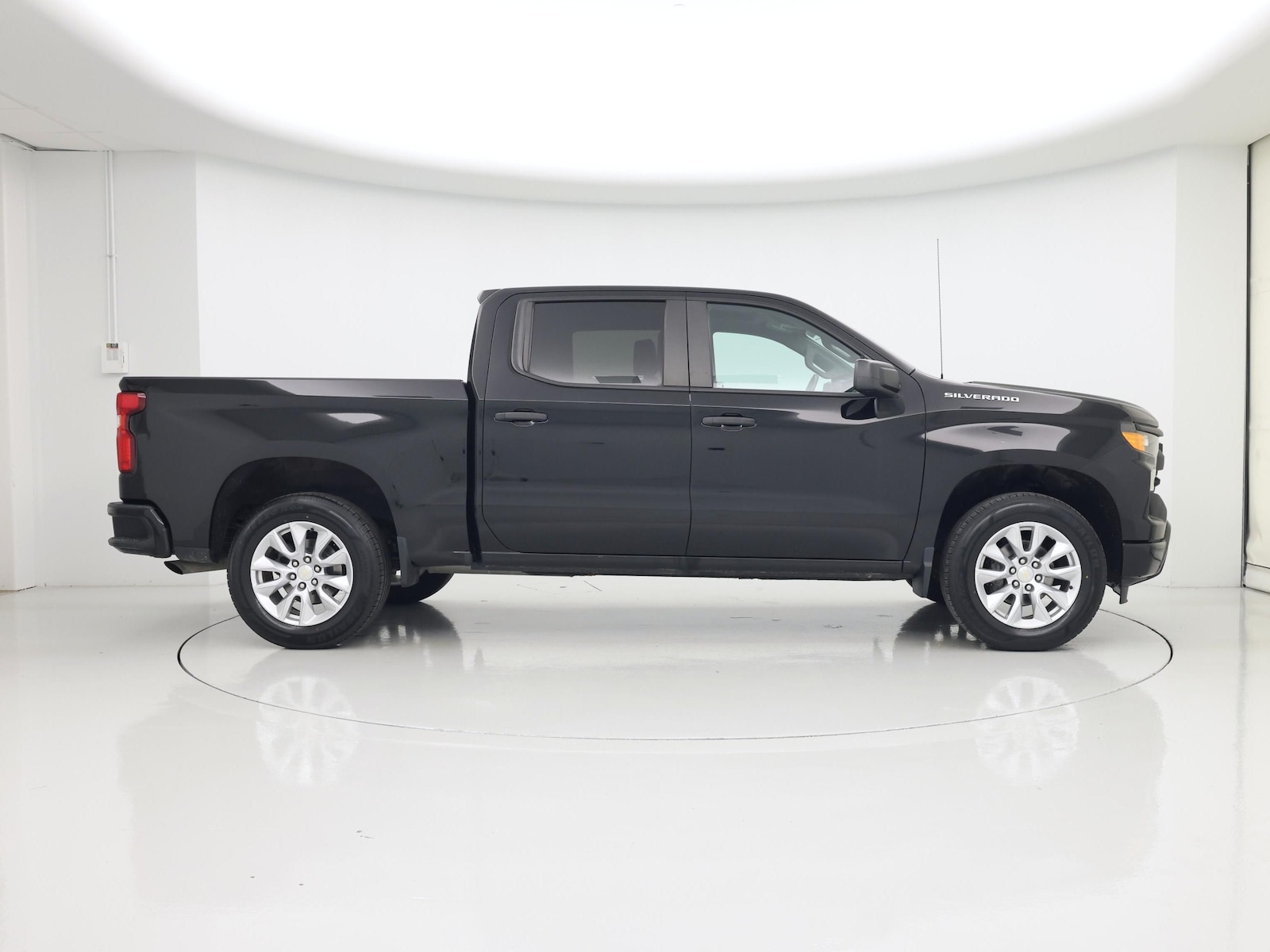2023 Chevrolet Silverado 1500 Custom - Photo 8