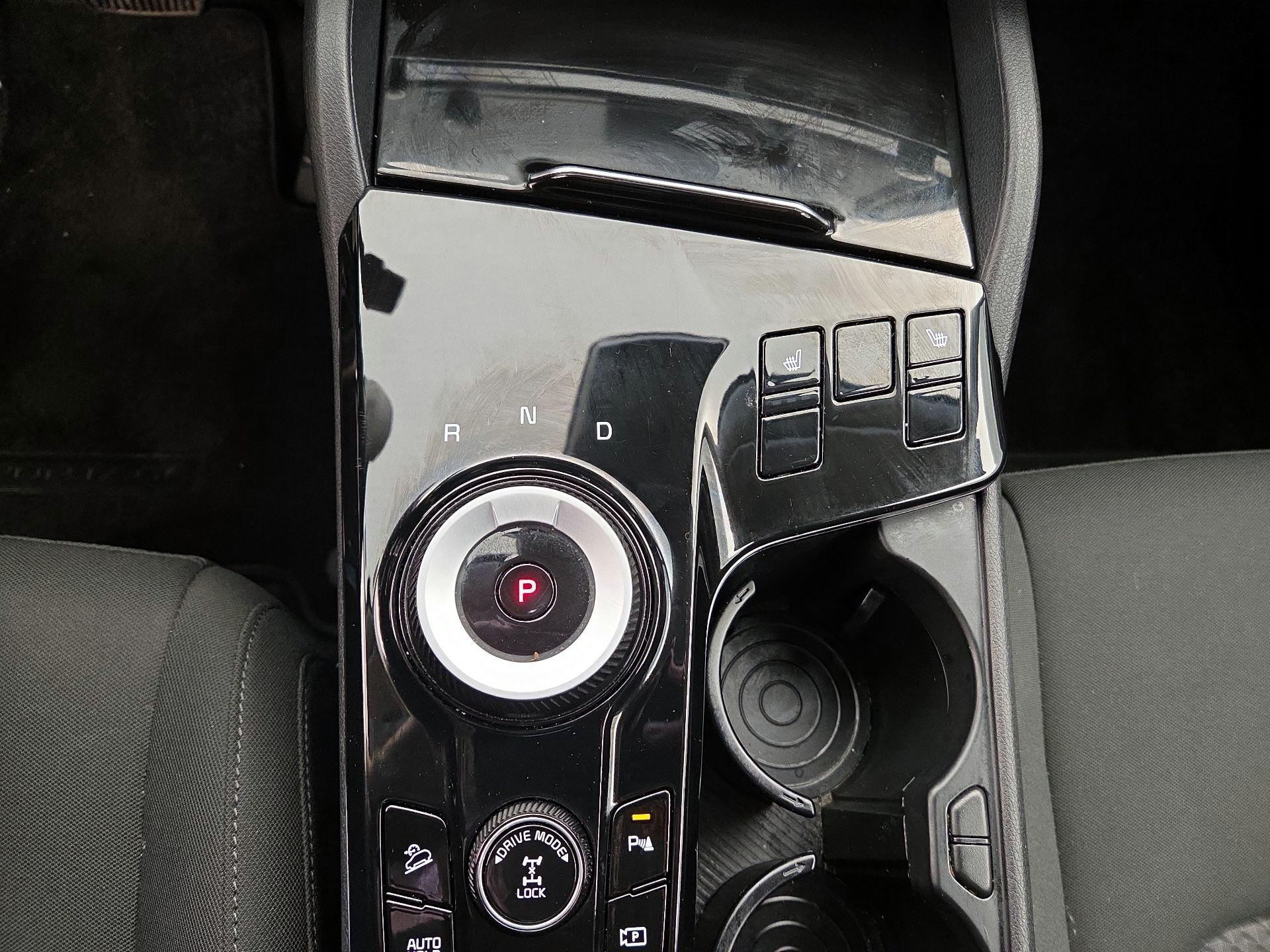 Thumbnail: 2023 Kia Sportage - 17