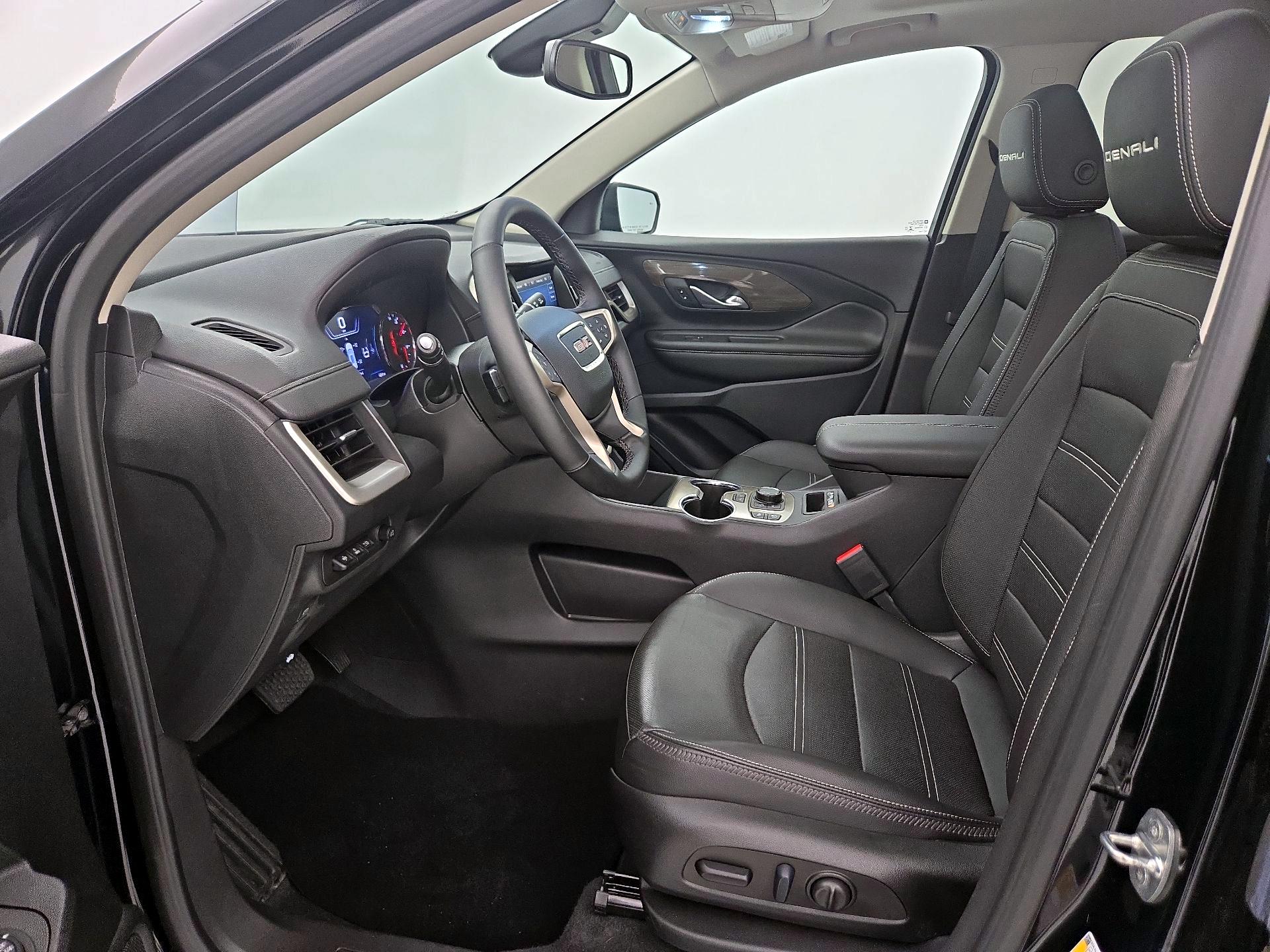 Thumbnail: 2023 GMC Terrain - 11