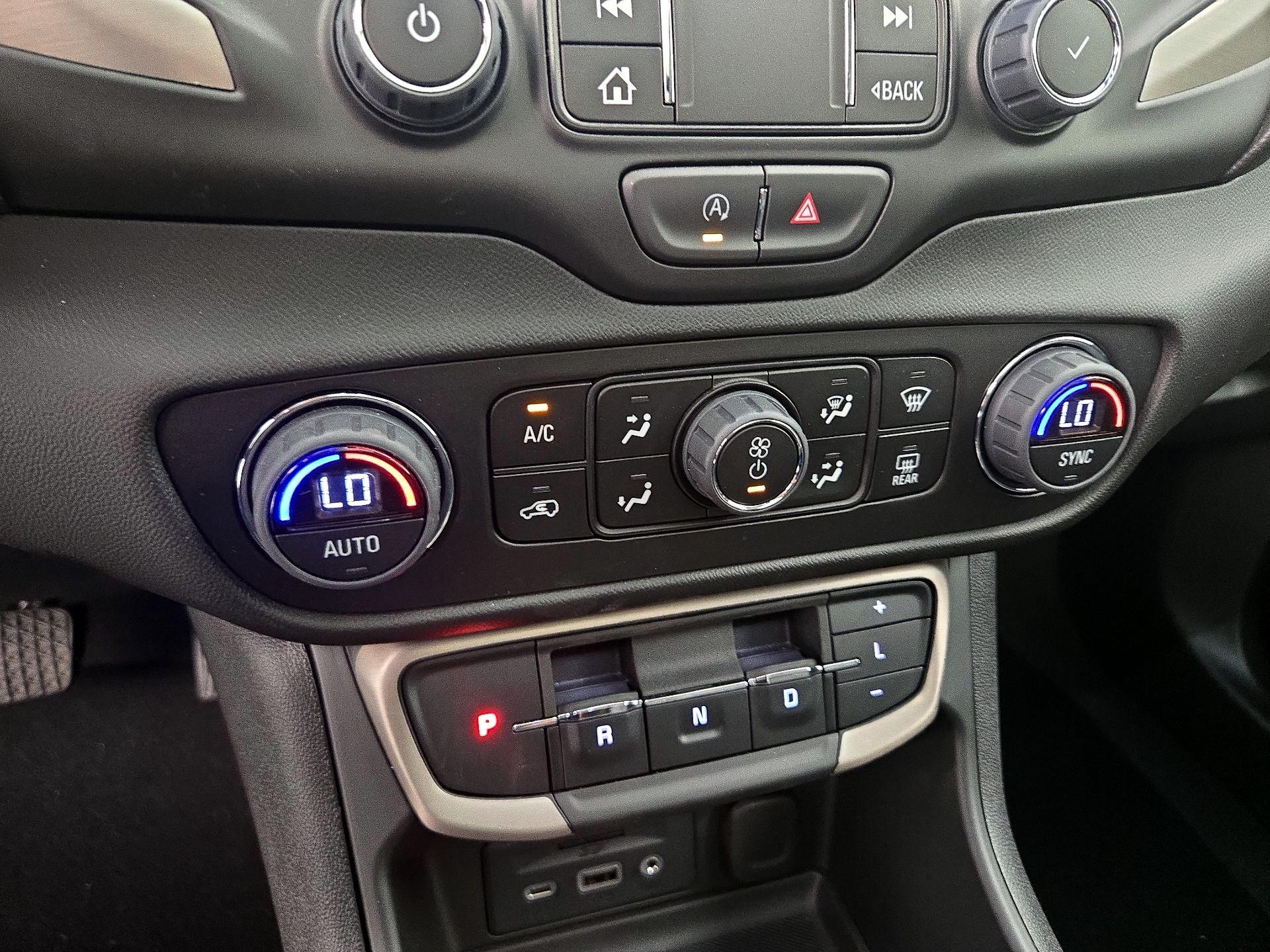 Thumbnail: 2023 GMC Terrain - 16