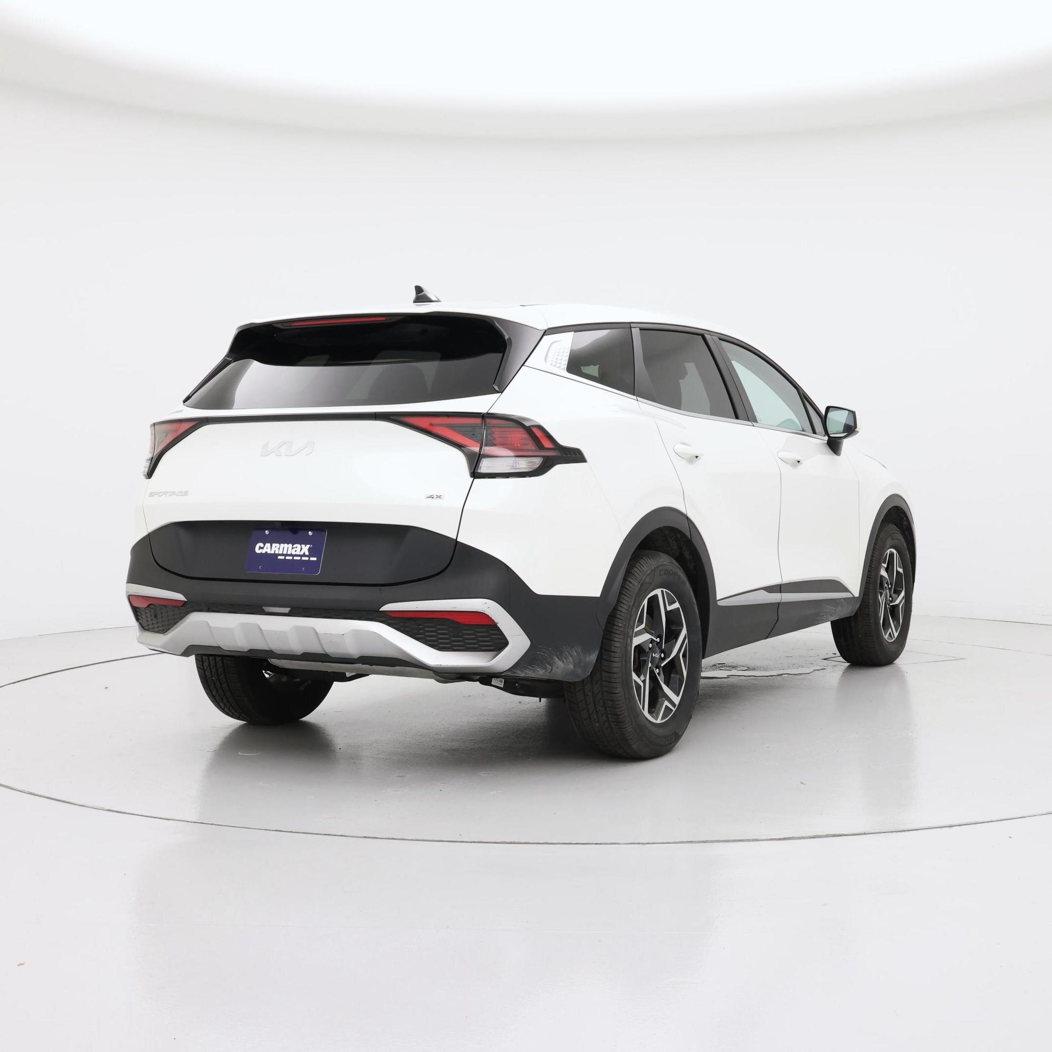 Thumbnail: 2023 Kia Sportage - 8