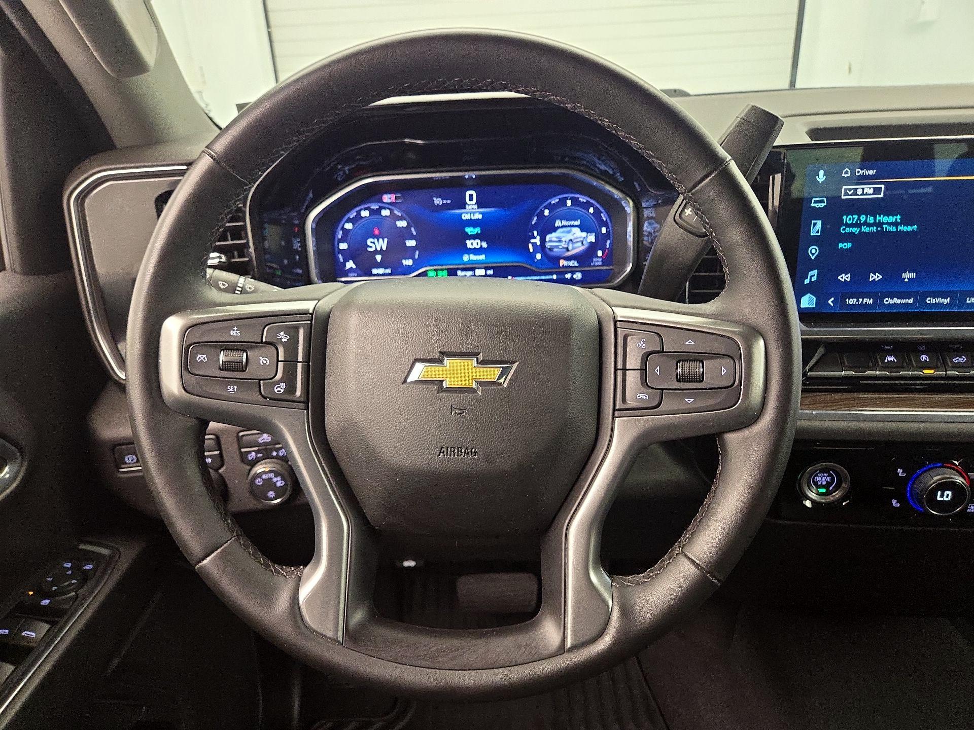 Thumbnail: 2024 Chevrolet Silverado 1500 - 10