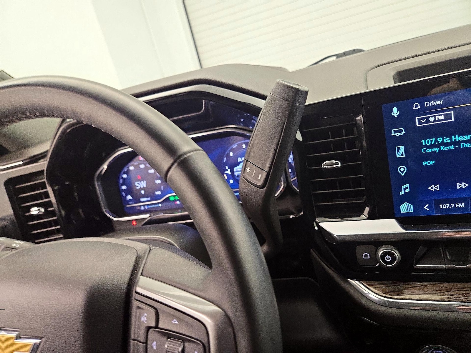 2024 Chevrolet Silverado 1500 LT - Photo 18